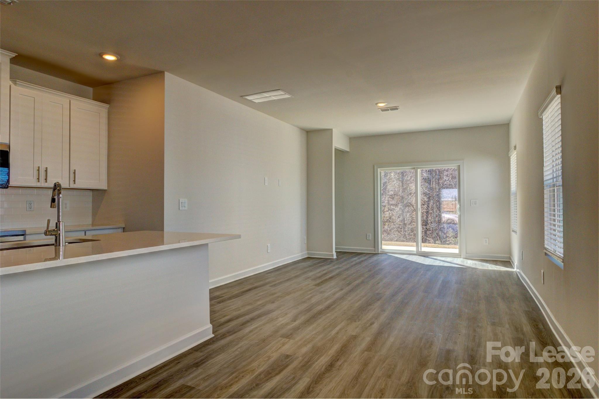 5037 Poplin Valley 382