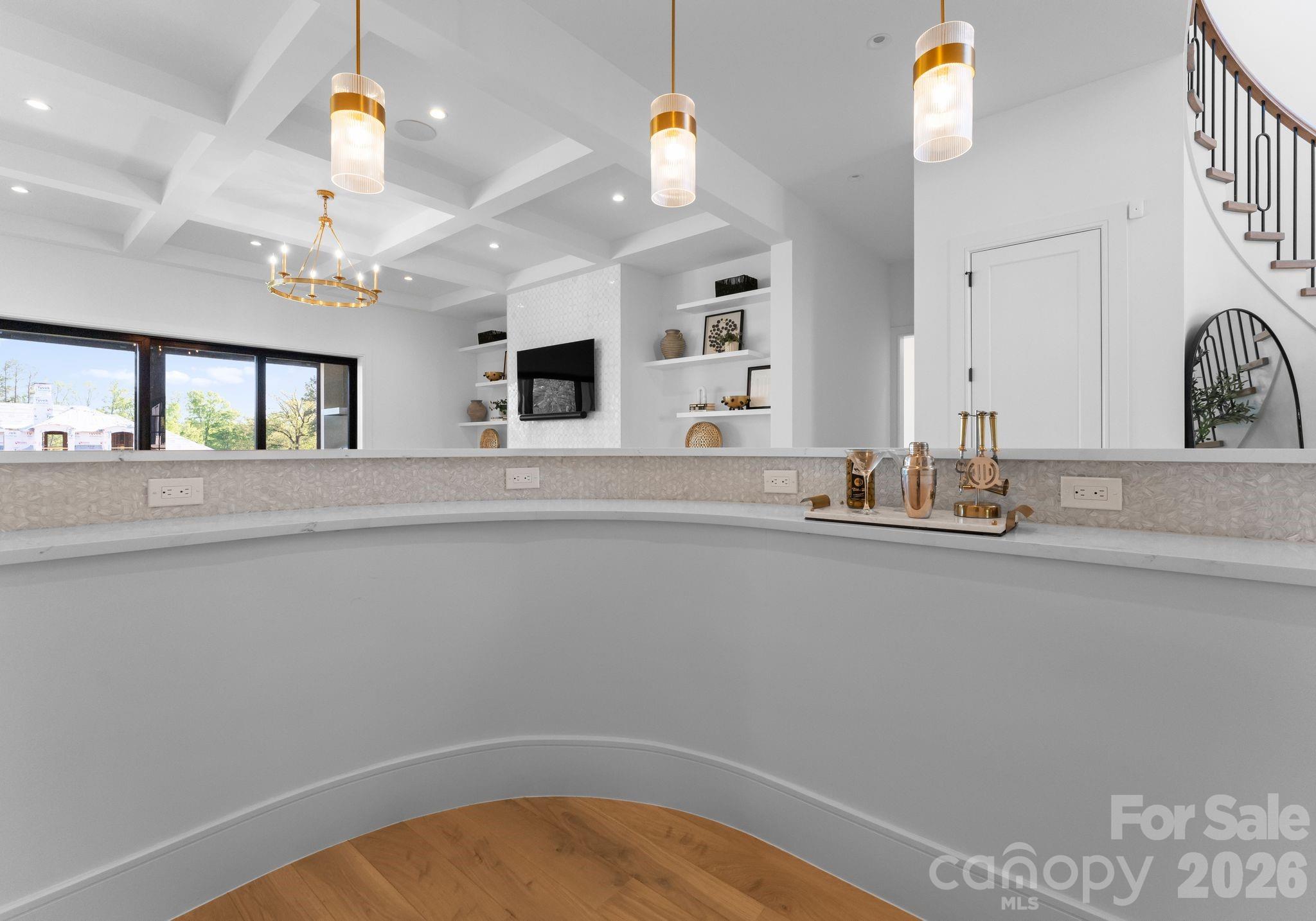 TWIN LAKES - Residential