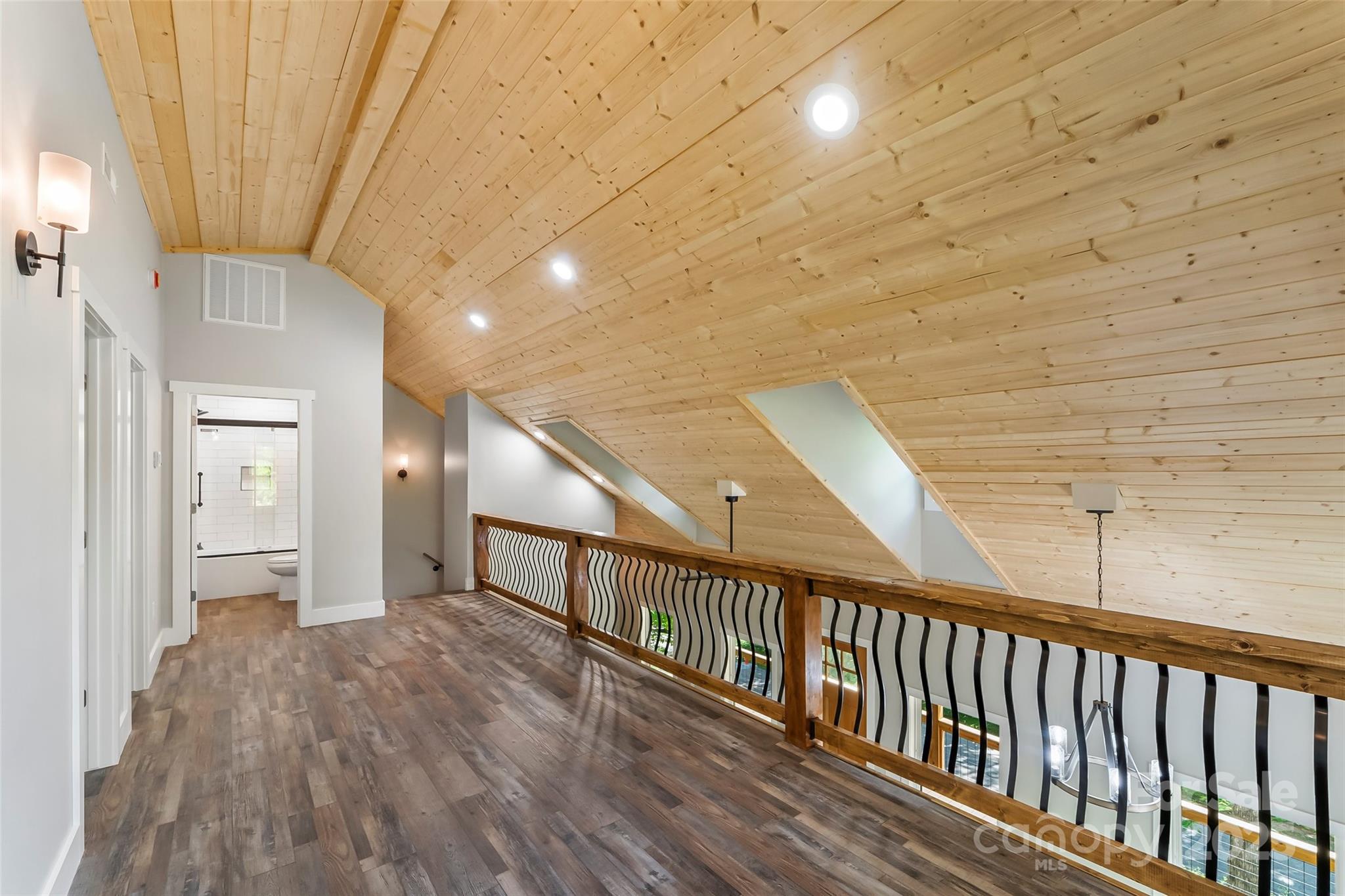 Linville Falls Mountain Club and Preserve - Residential