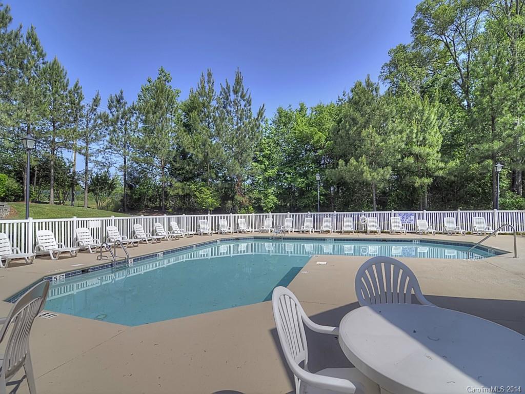 Windsor Trace - Residential