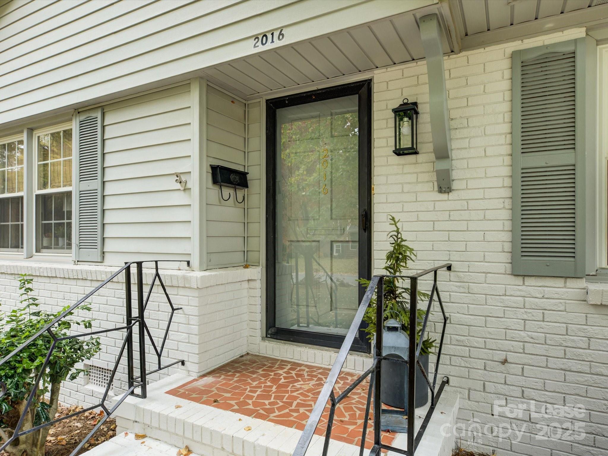 Montclaire - Residential Lease