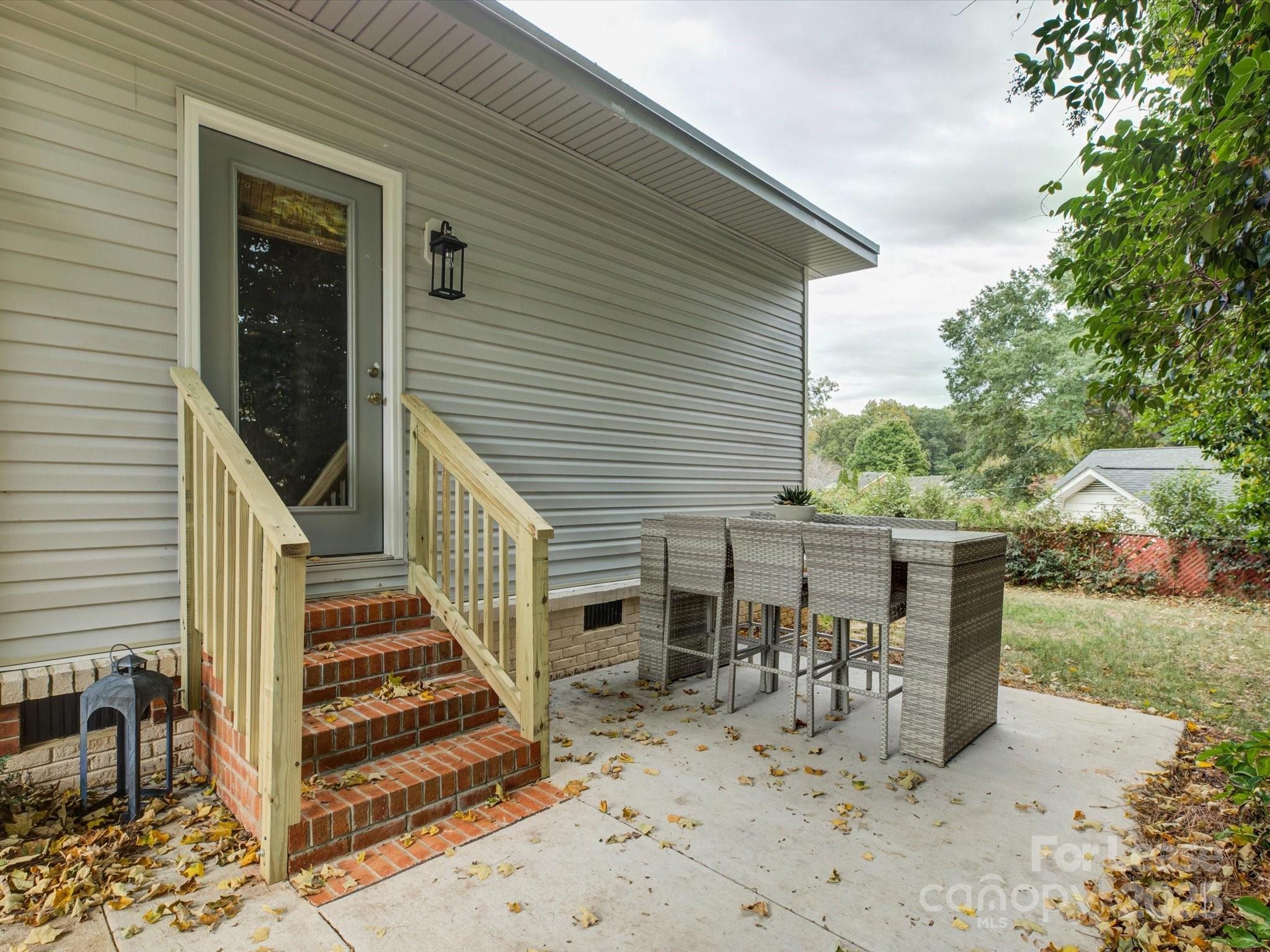 Montclaire - Residential Lease