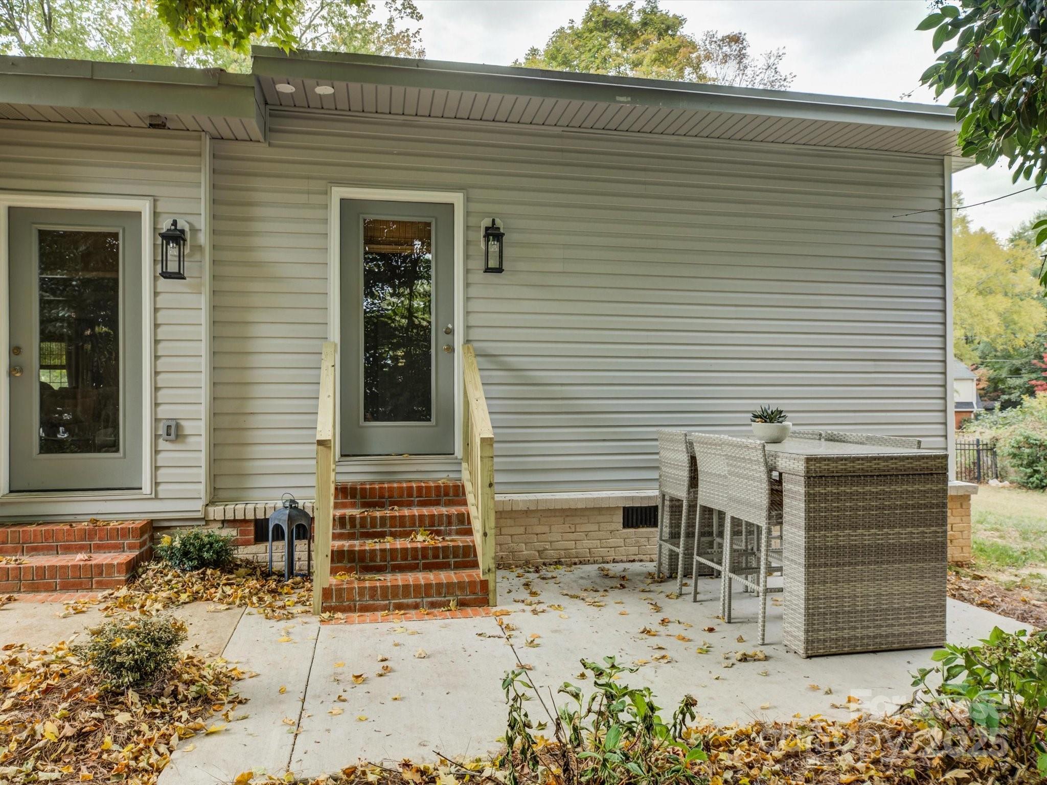 Montclaire - Residential Lease