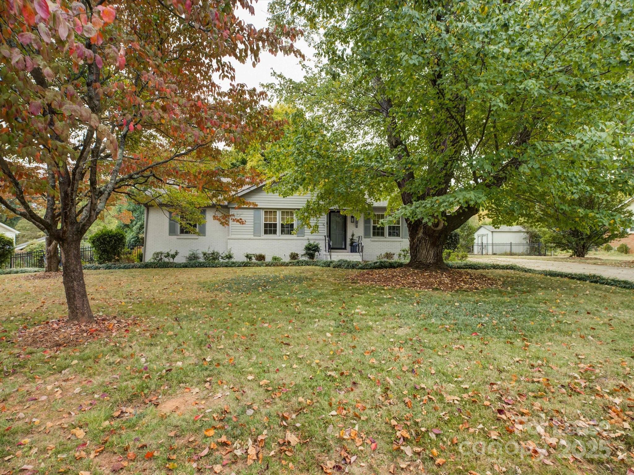 Montclaire - Residential Lease