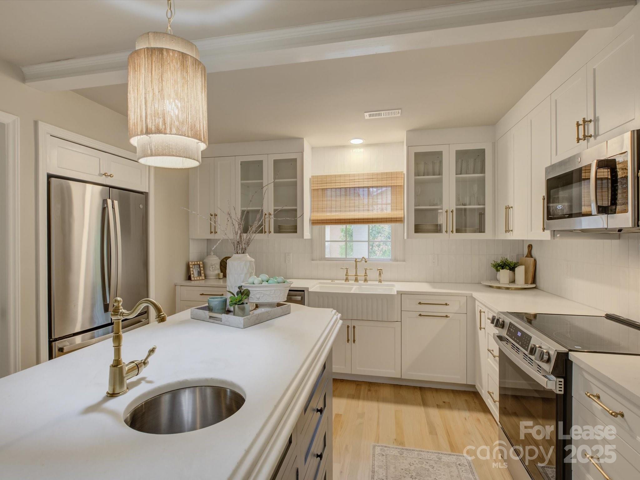 Montclaire - Residential Lease