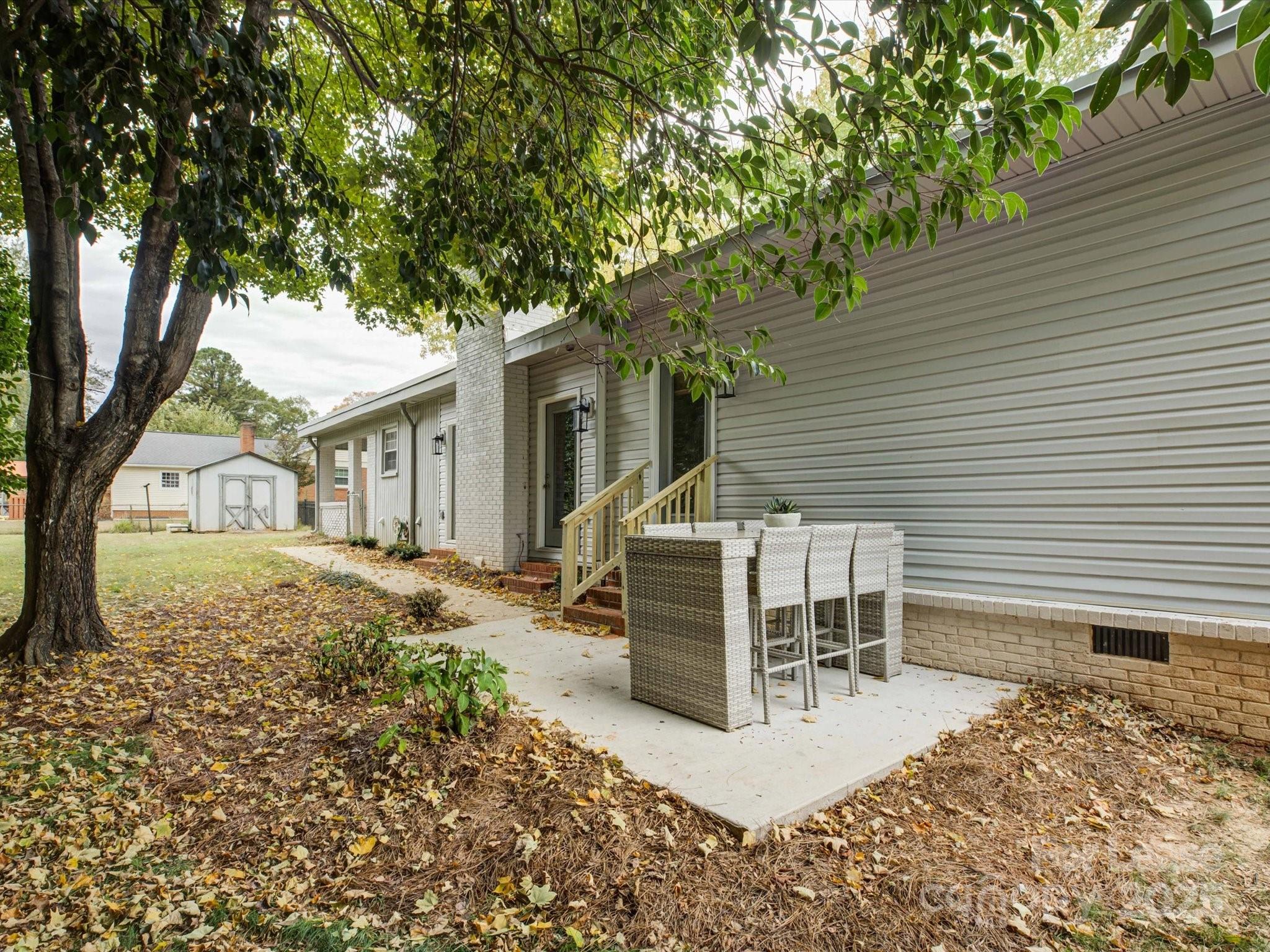 Montclaire - Residential Lease