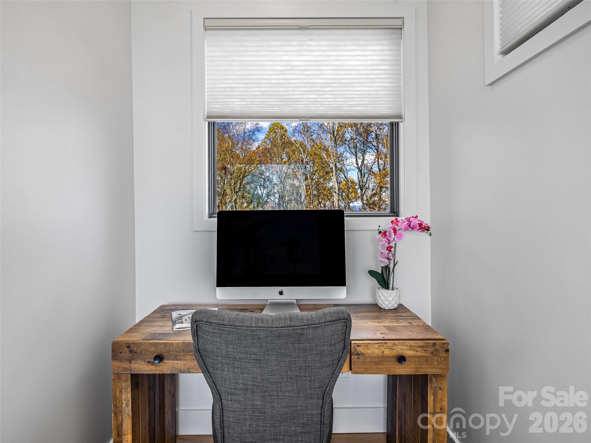 Couch Mountain - Residential