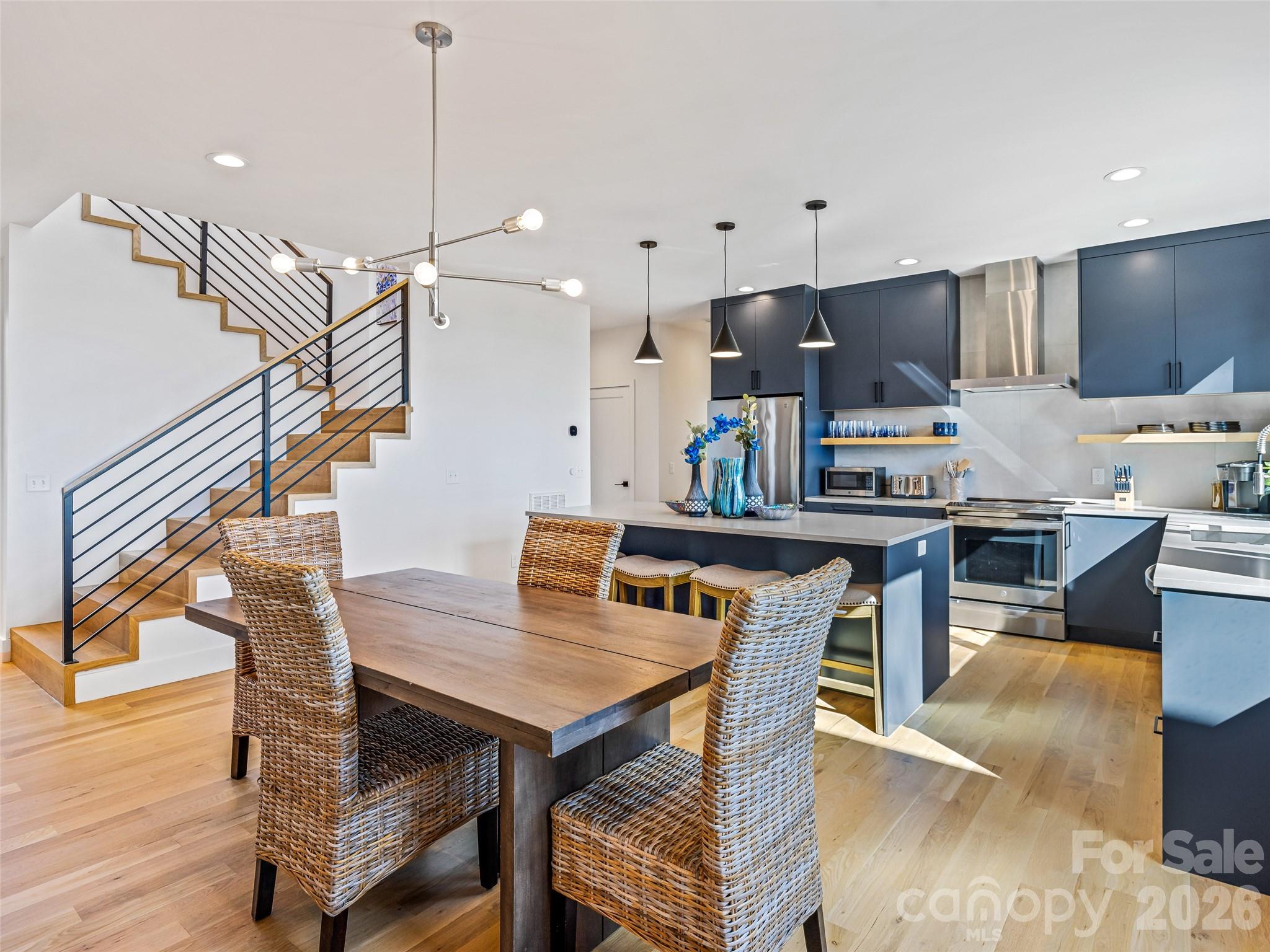 Couch Mountain - Residential