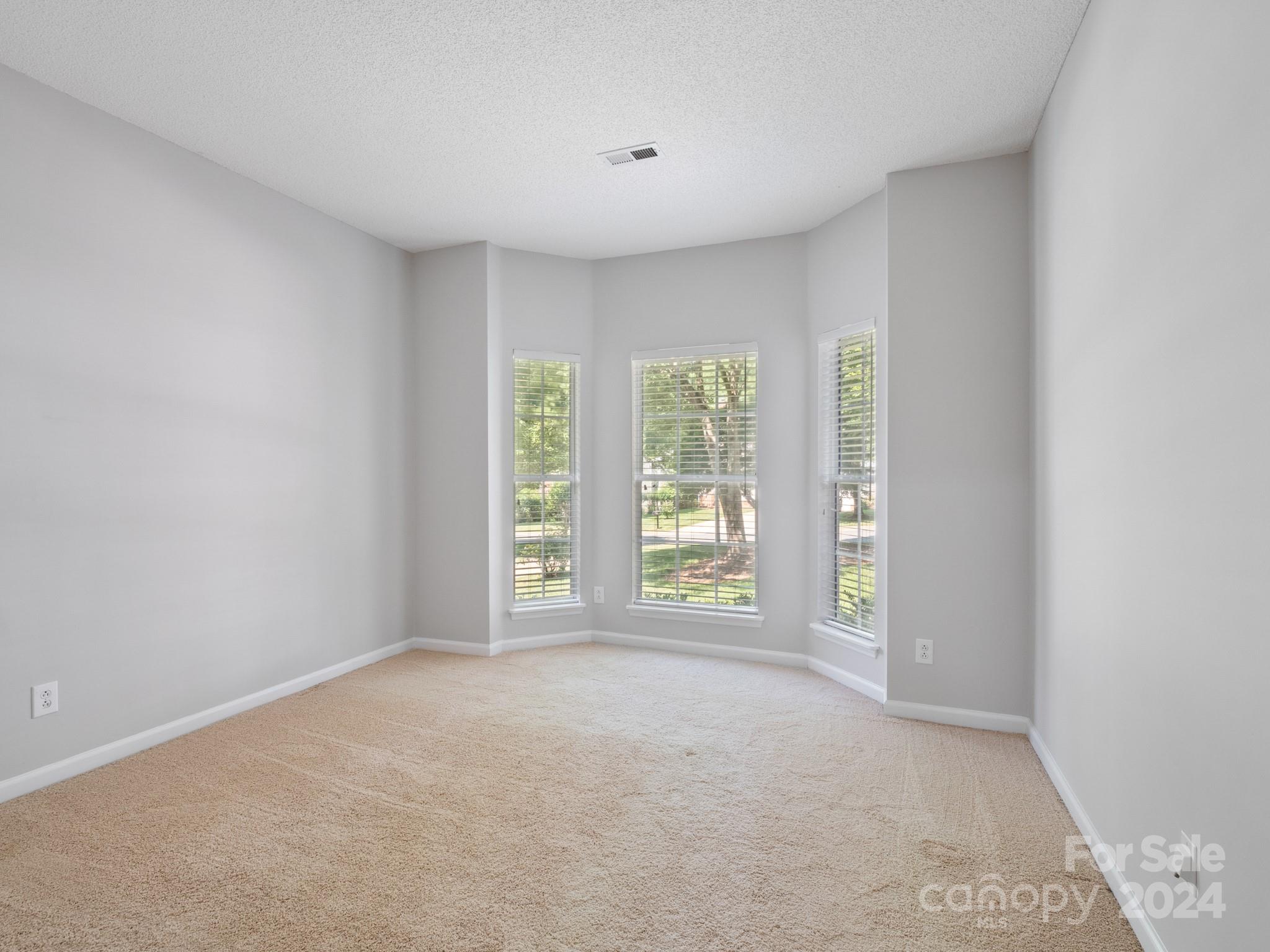 Lantern Green - Residential