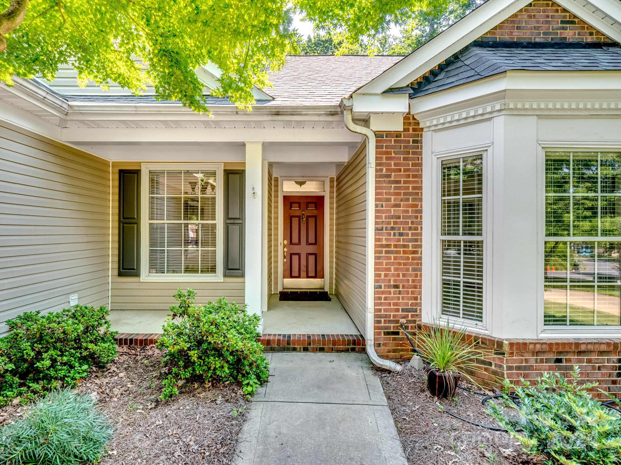 Lantern Green - Residential