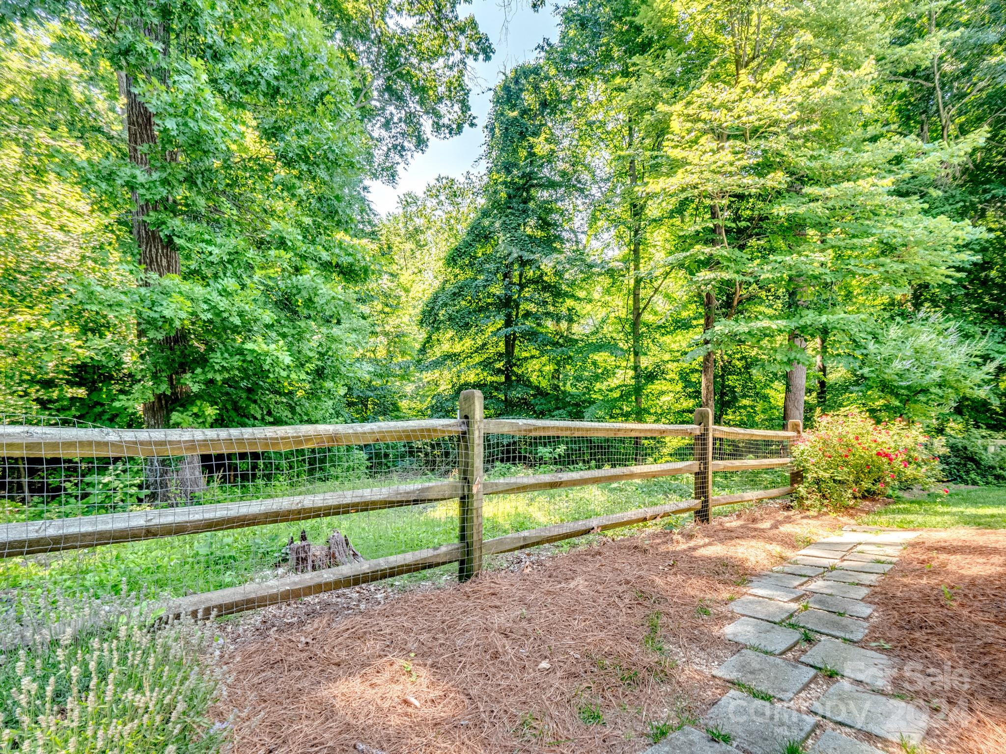 Lantern Green - Residential