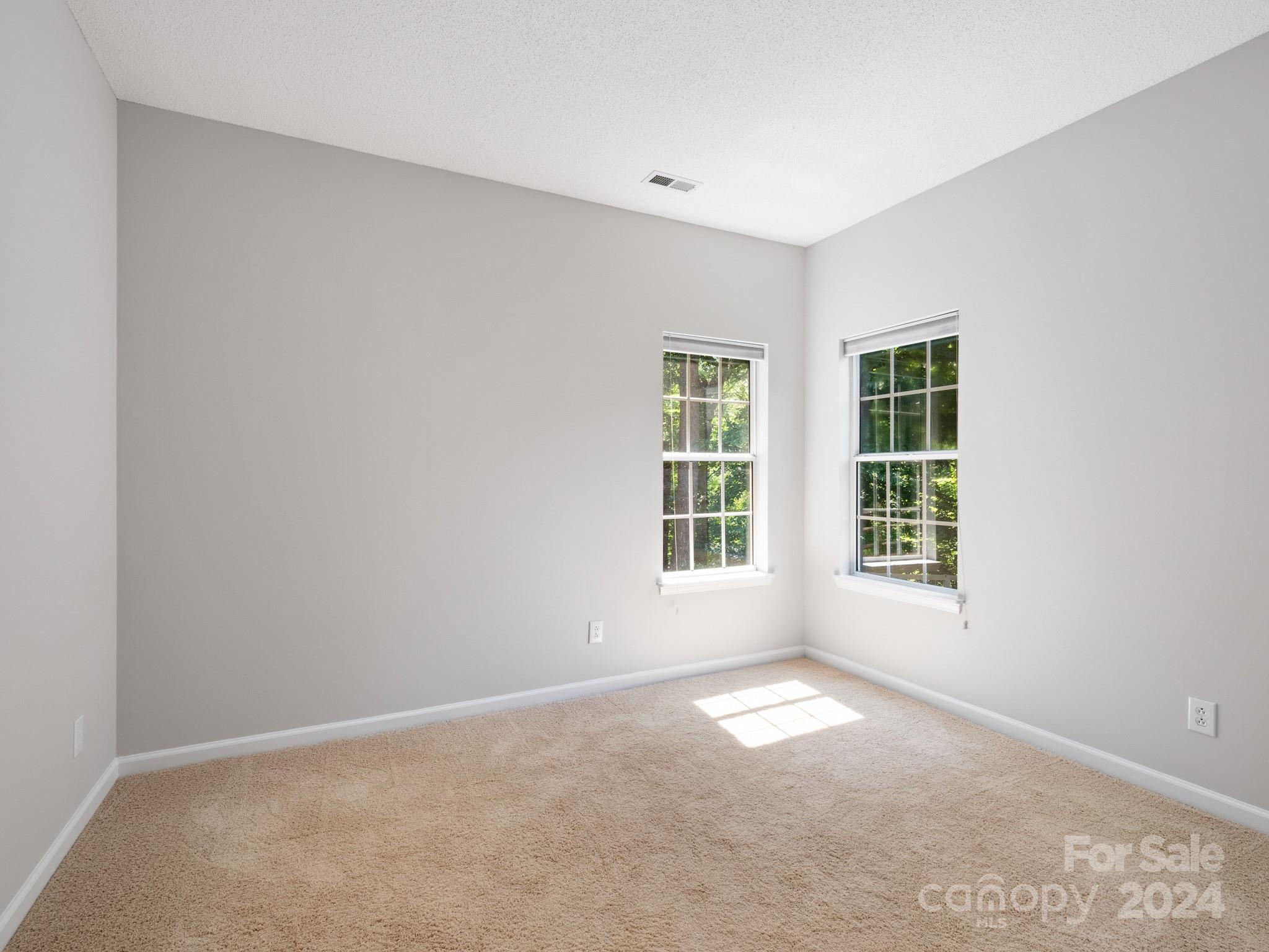 Lantern Green - Residential