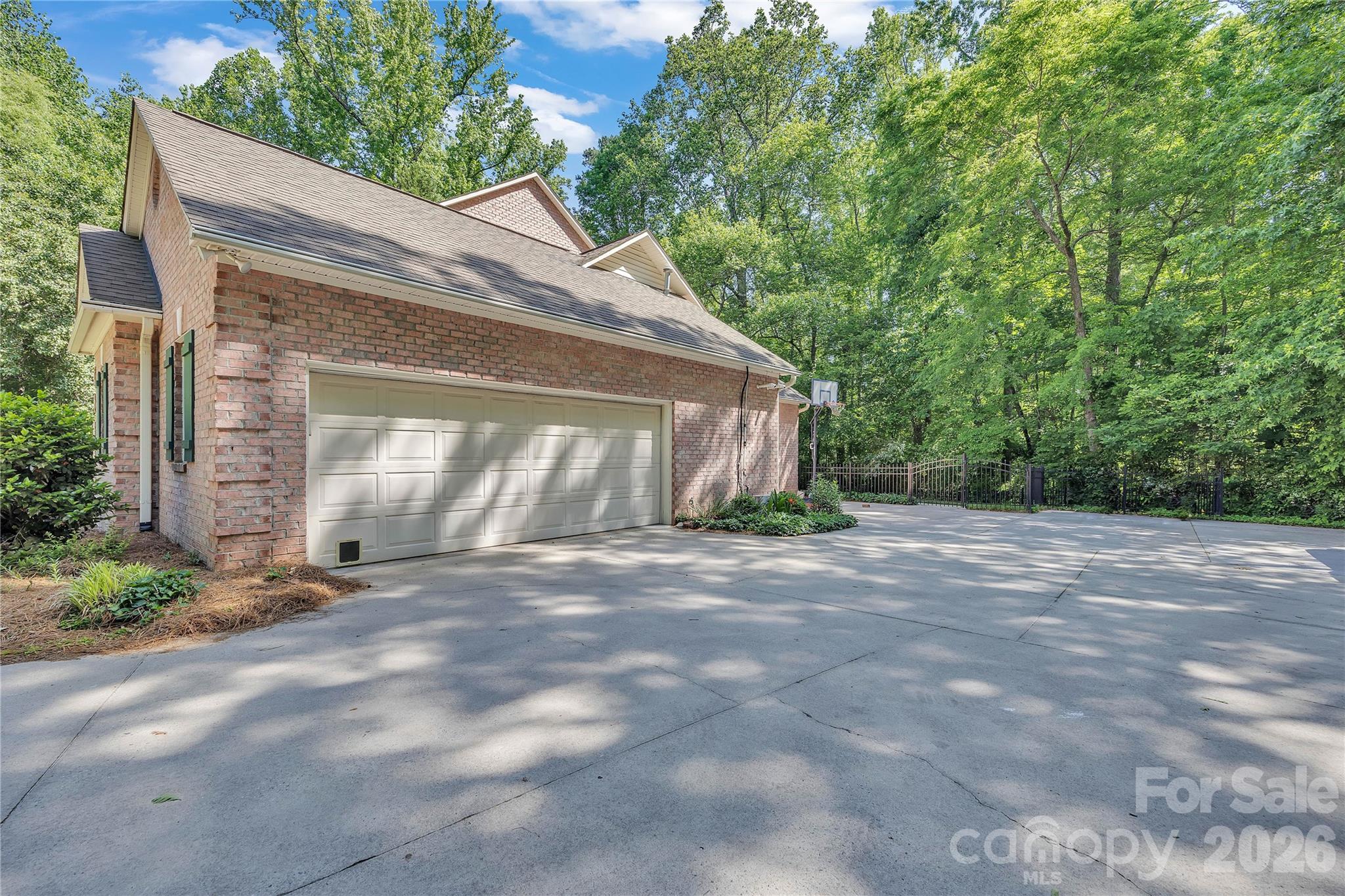 106 Mist Valley Drive