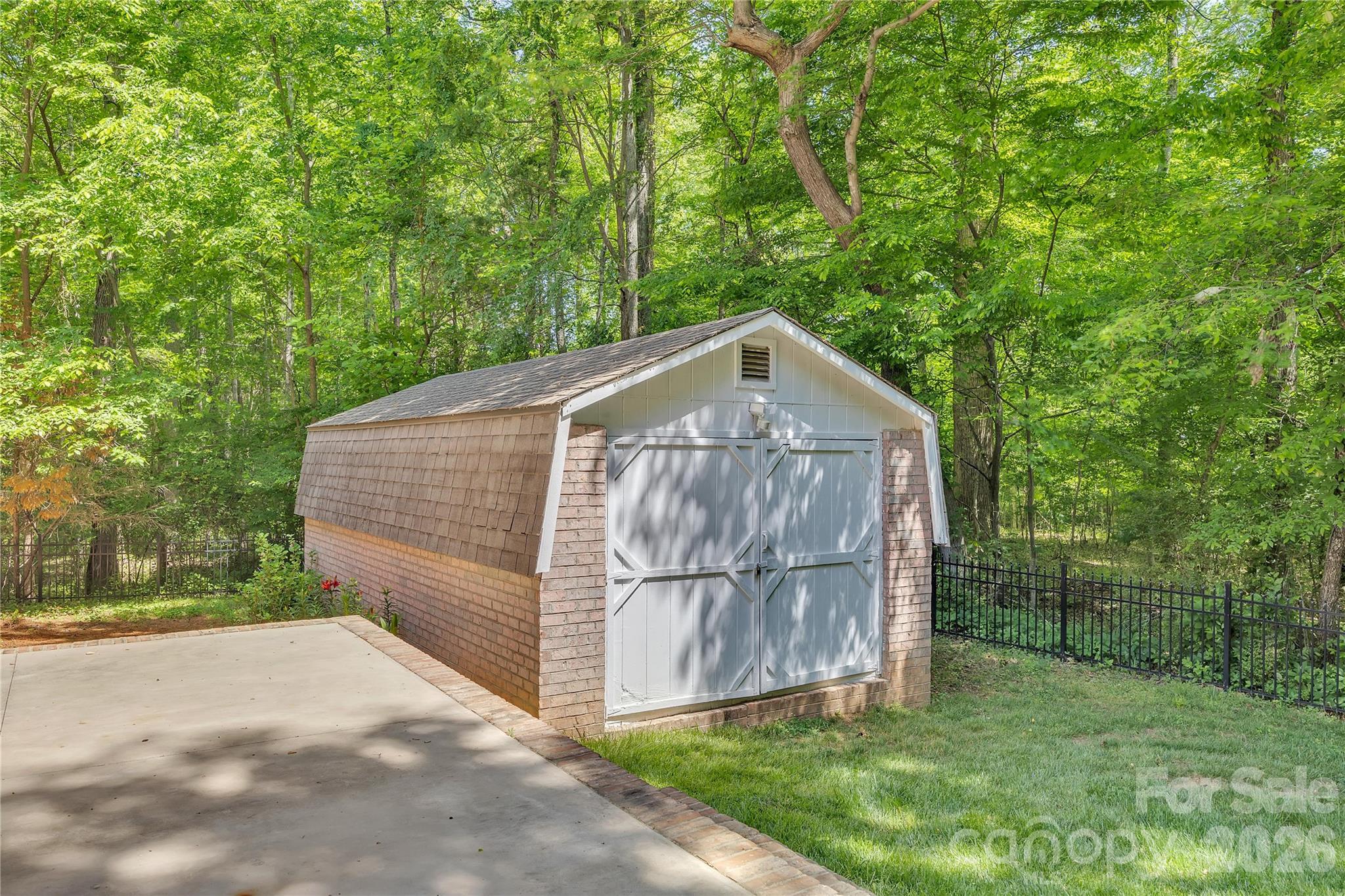 Stone Ridge - Residential