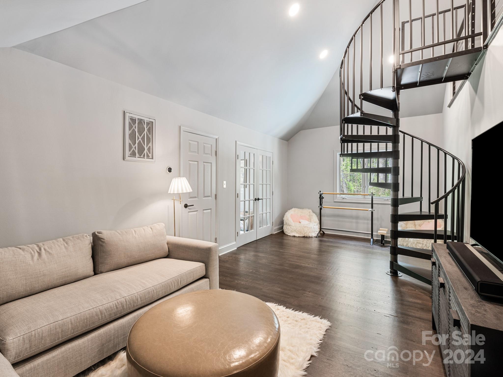 Providence Place - Residential