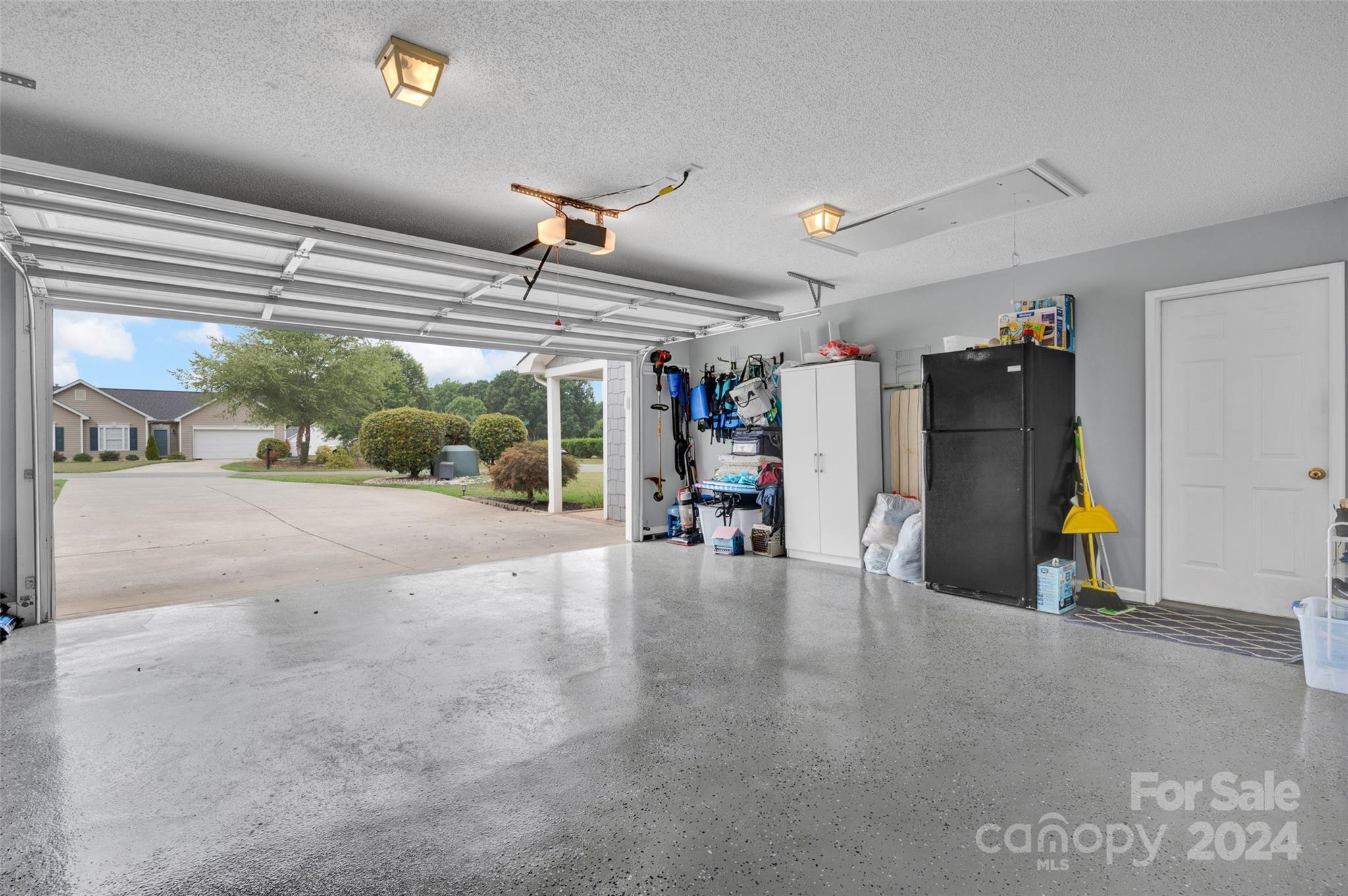 Brook Glen - Residential