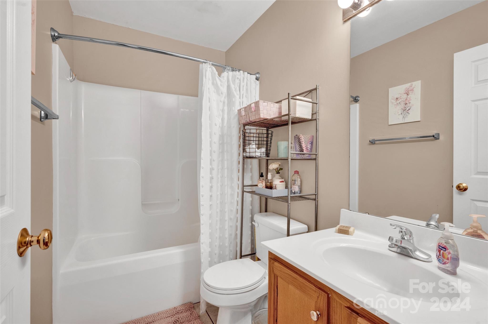 Brook Glen - Residential