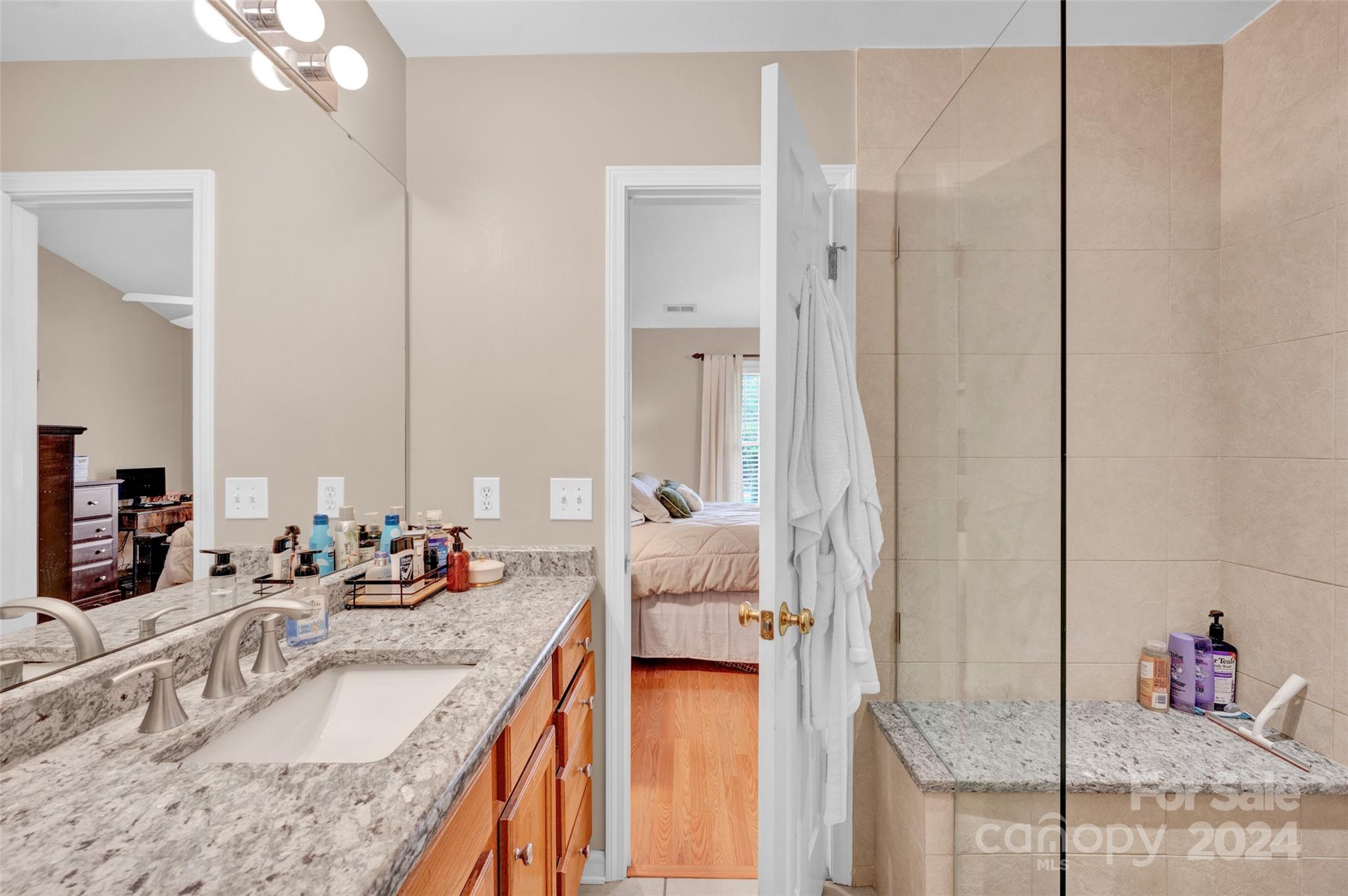 Brook Glen - Residential