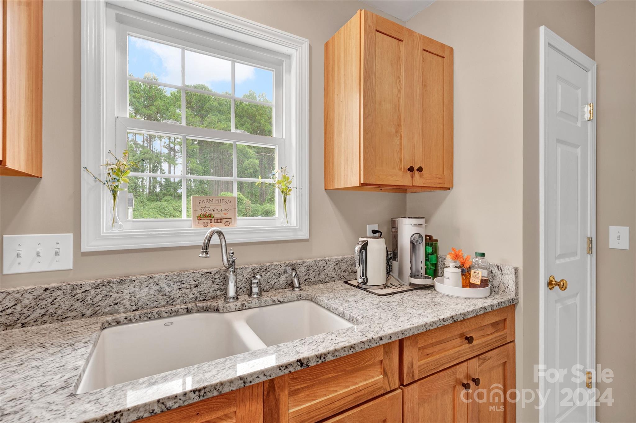 Brook Glen - Residential