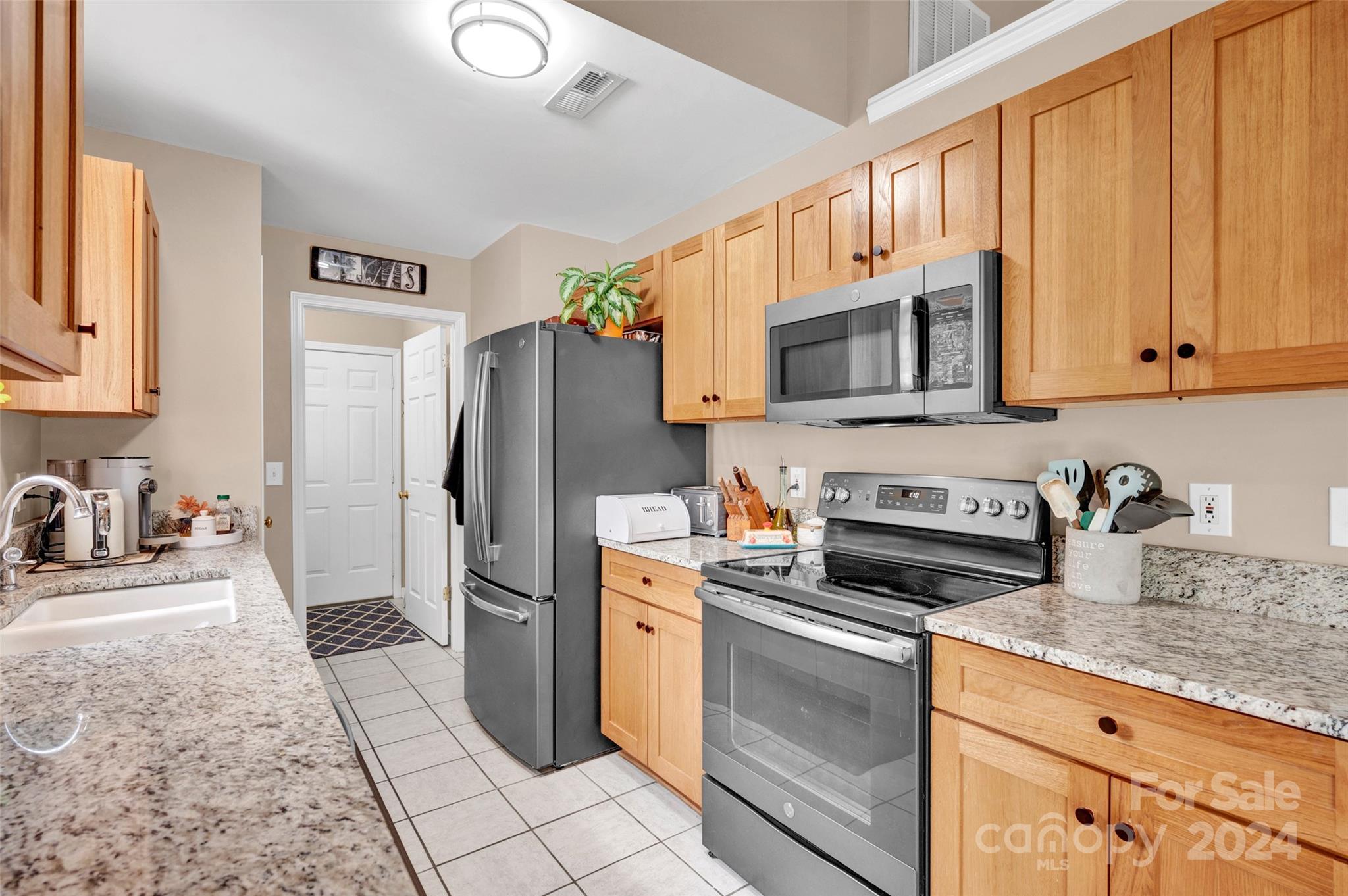 Brook Glen - Residential