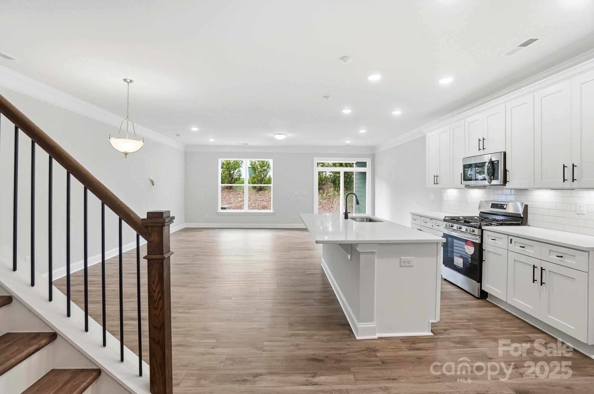 Harrisburg Village - Residential