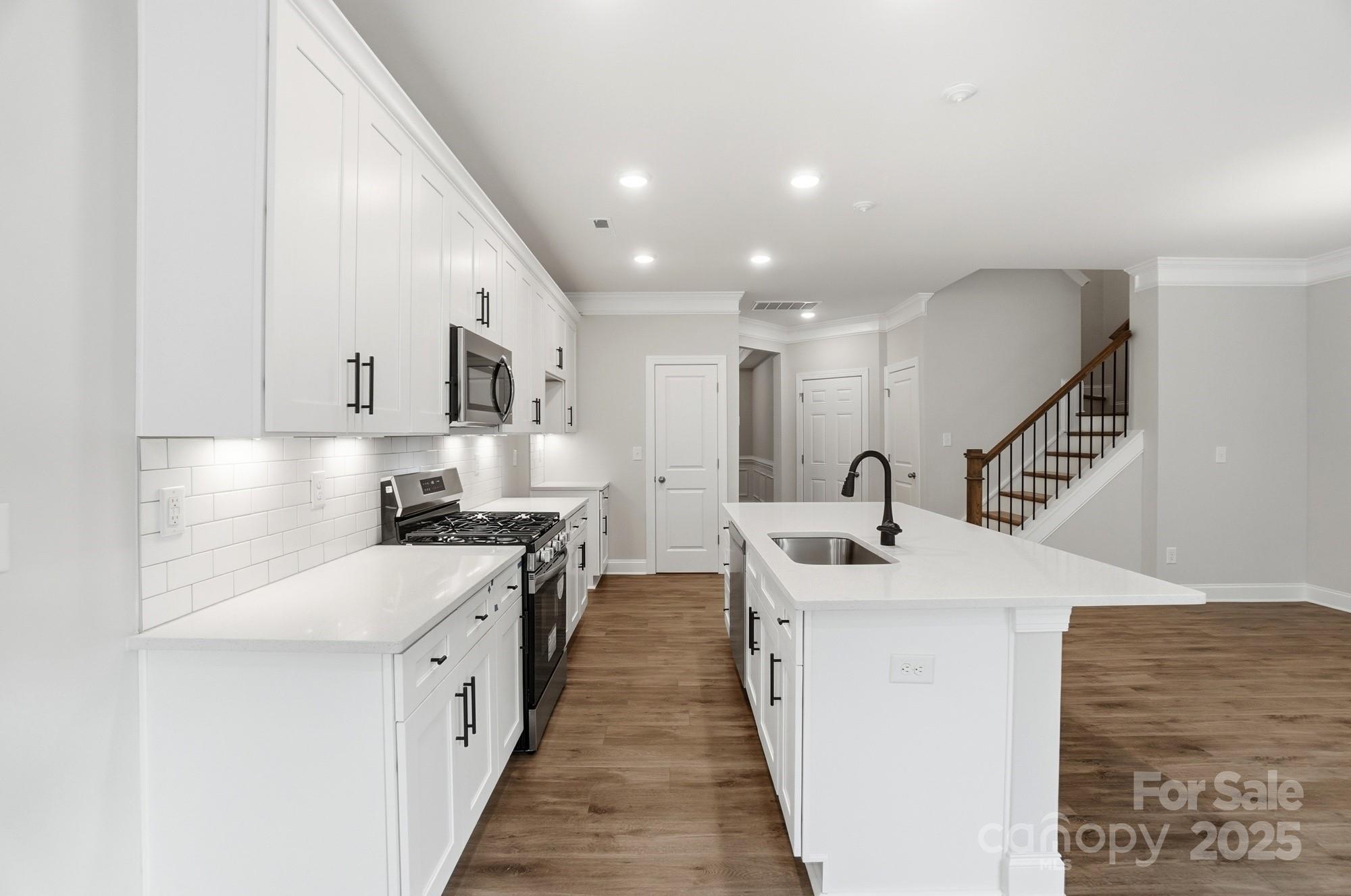 Harrisburg Village - Residential