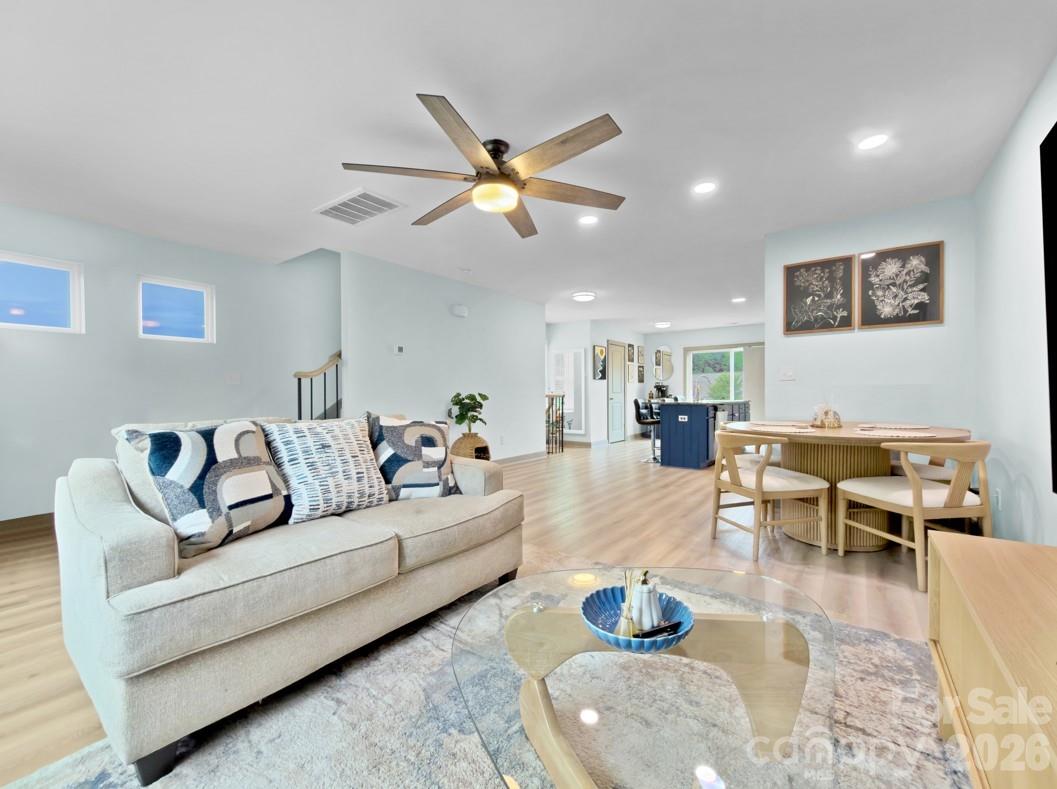 8260 Waxhaw Highway