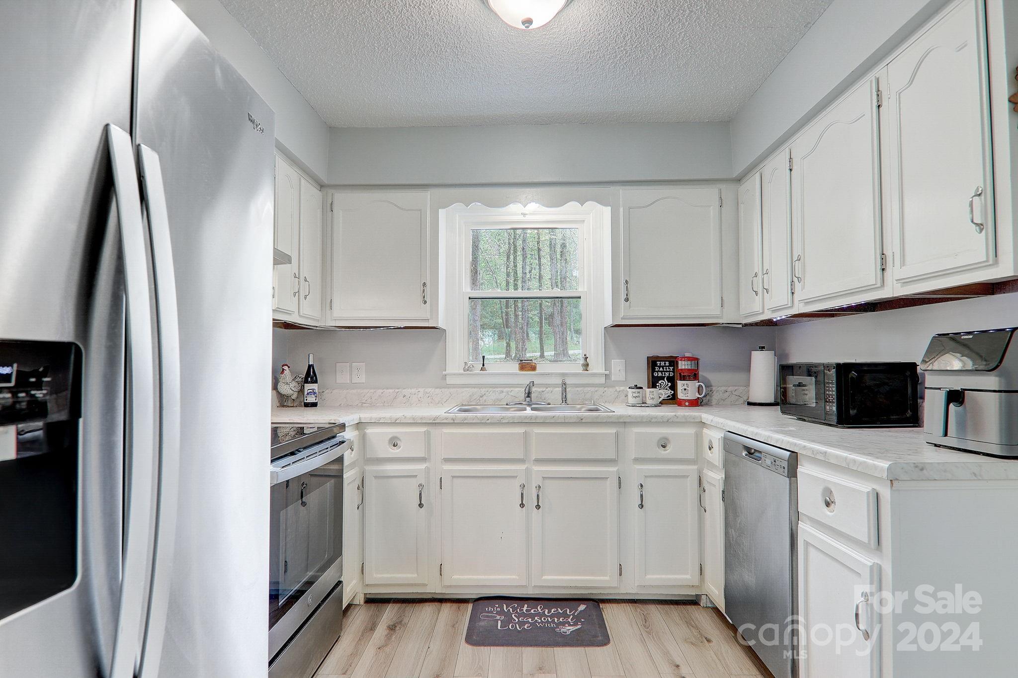 Lakewood Estates - Residential