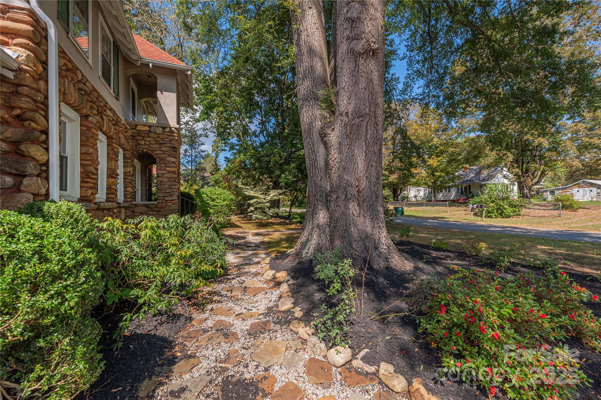 115 Stonewall Avenue