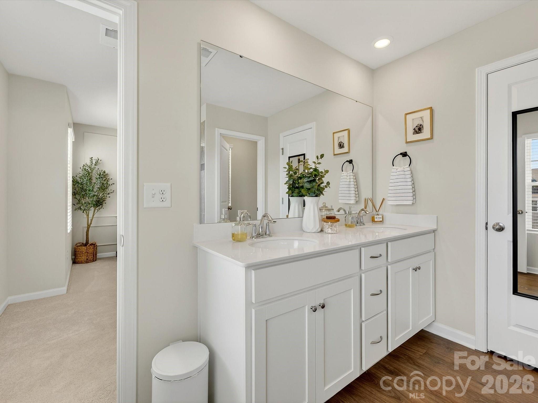 Chateau - Residential