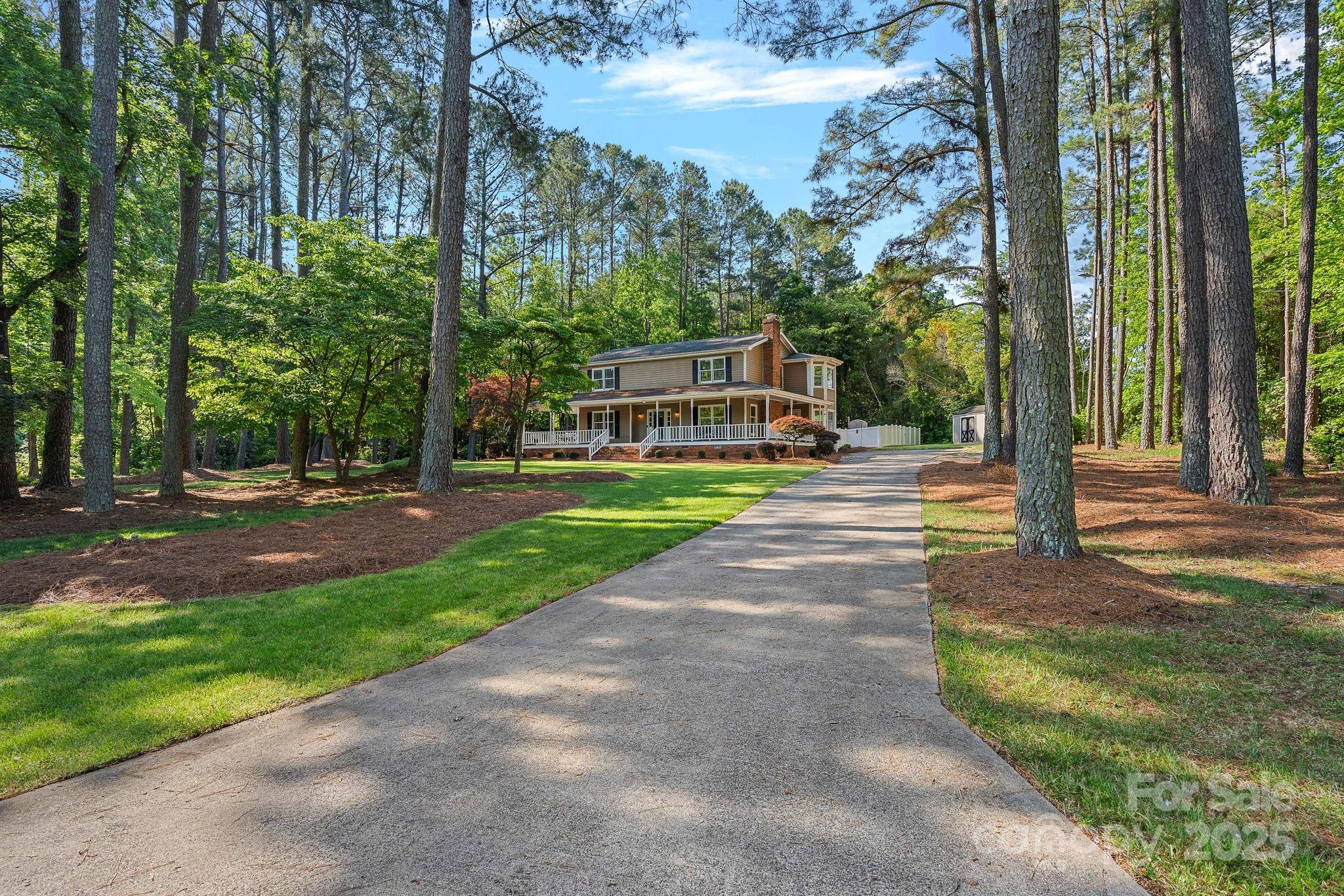 836 Meadowlark Drive