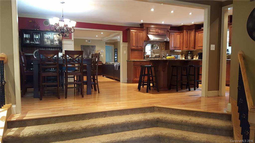 Quail Hollow - Residential