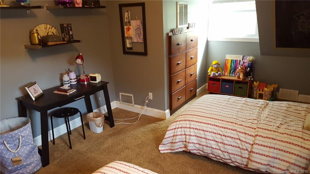 Quail Hollow - Residential