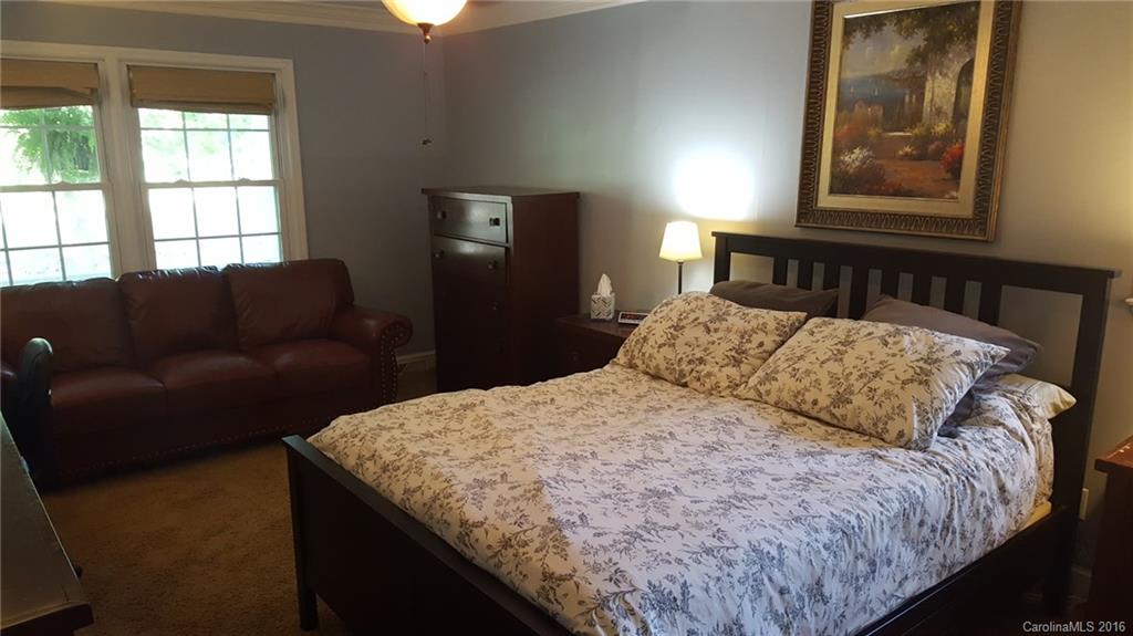 Quail Hollow - Residential