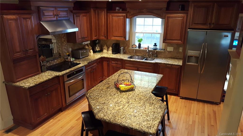 Quail Hollow - Residential