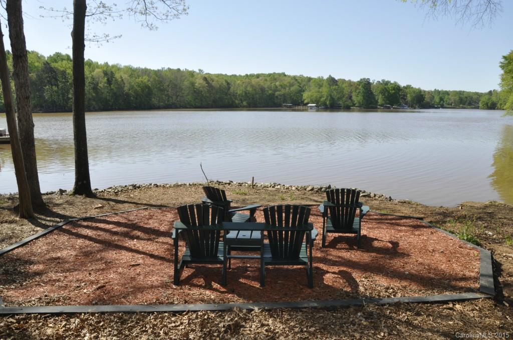 The Vineyards on Lake Wylie - Residential
