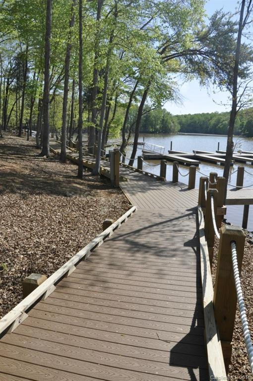 The Vineyards on Lake Wylie - Residential
