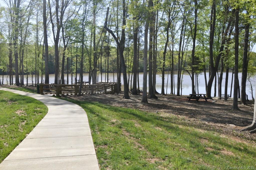 The Vineyards on Lake Wylie - Residential
