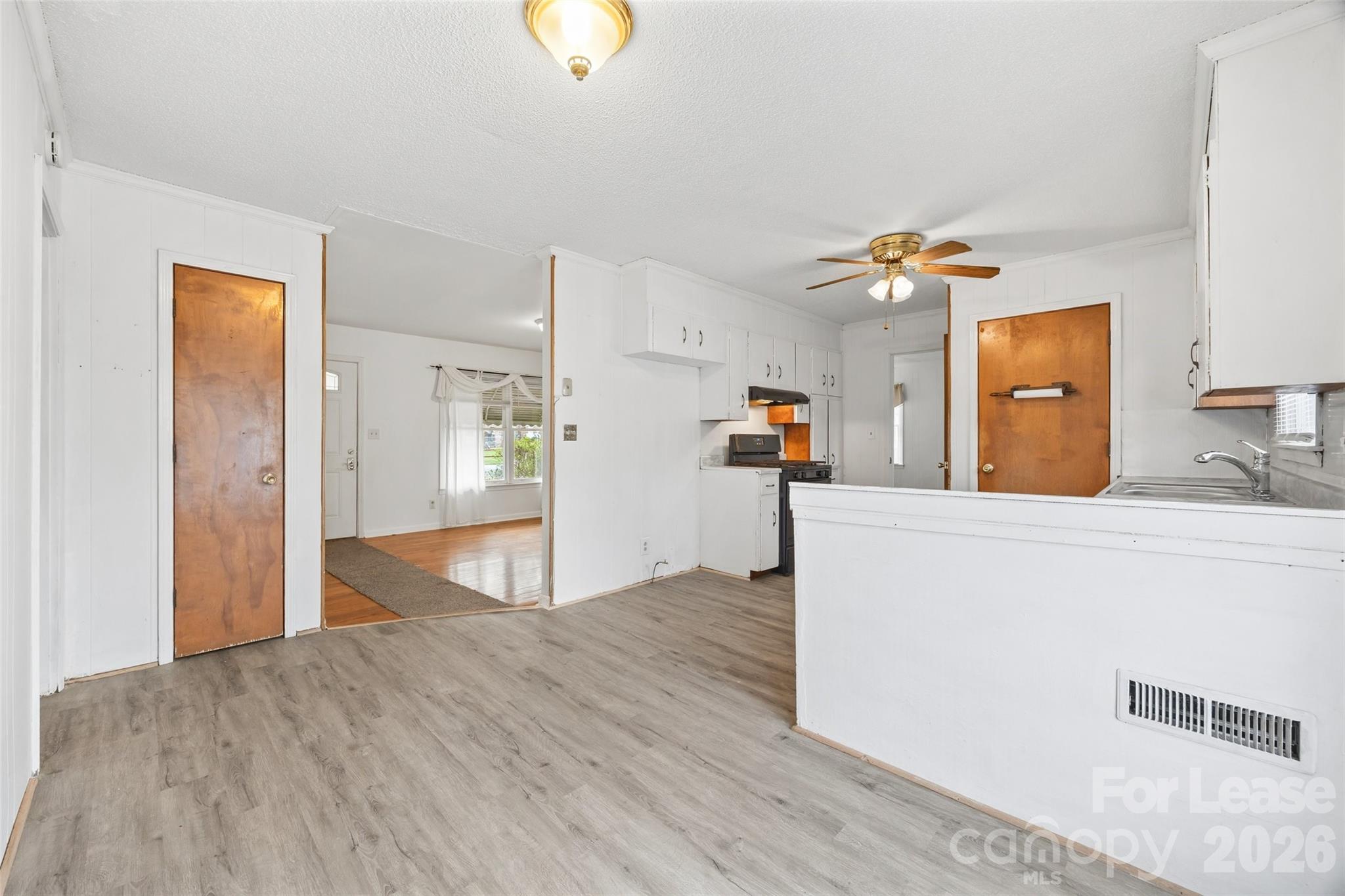 Stoneybrook - Residential Lease