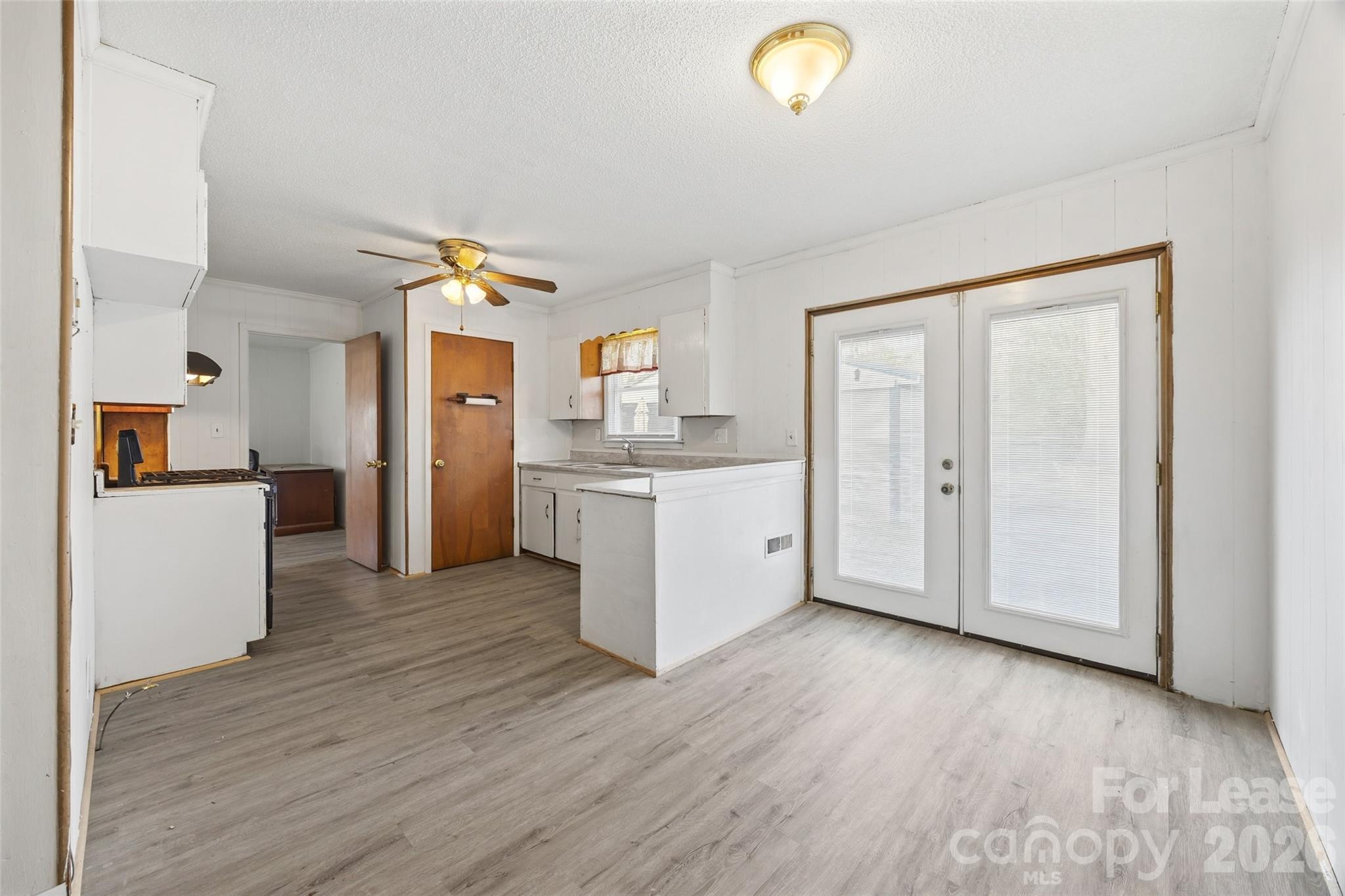 Stoneybrook - Residential Lease