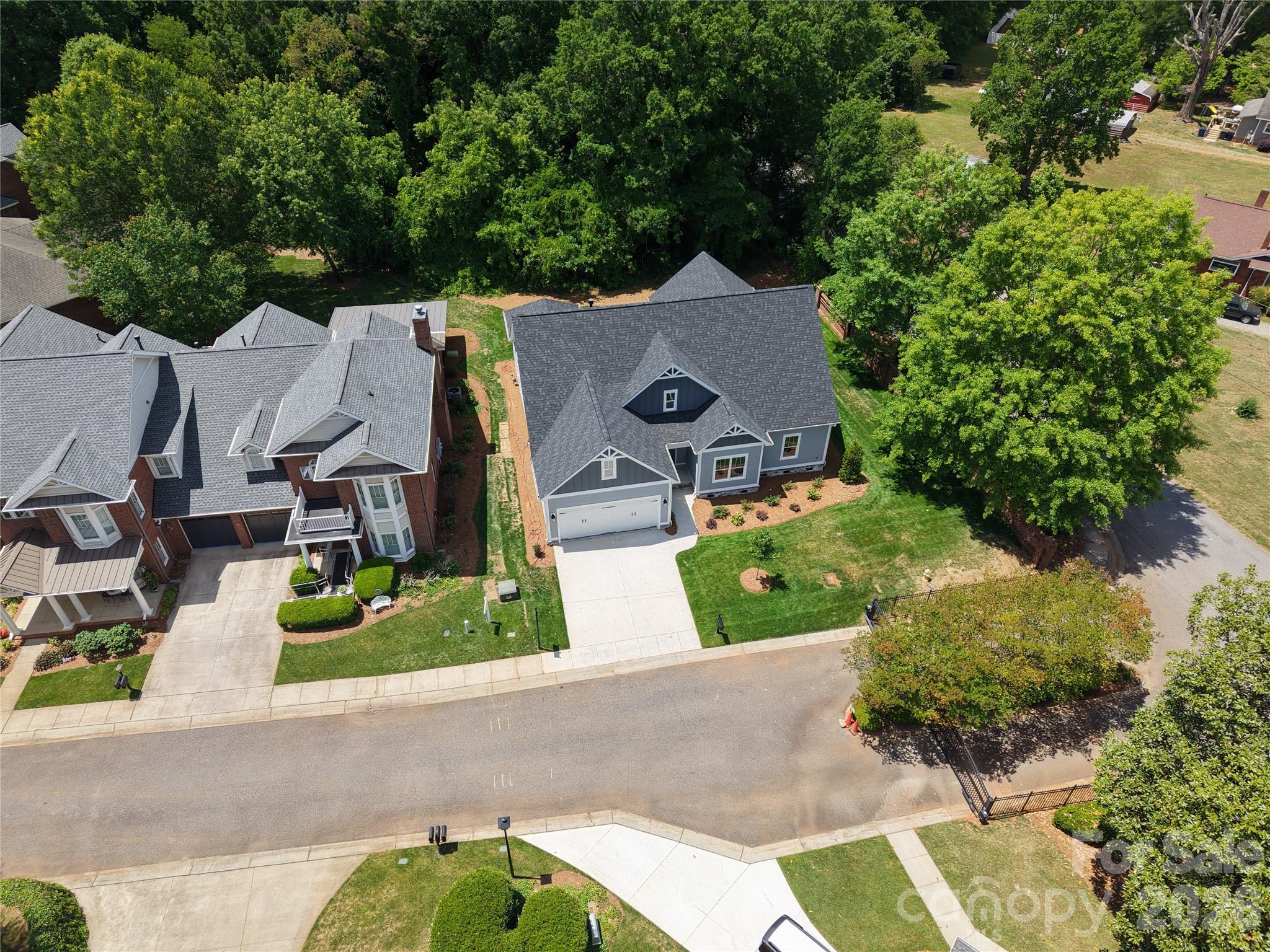 Magnolia Glen - Residential