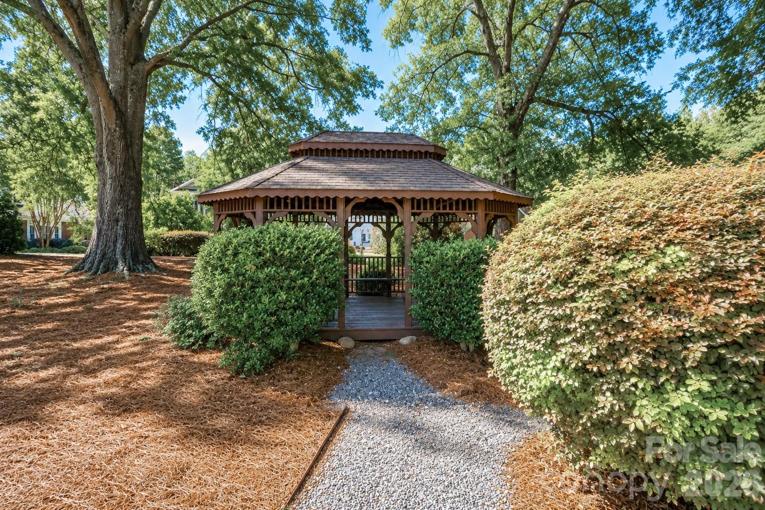 Magnolia Glen - Residential