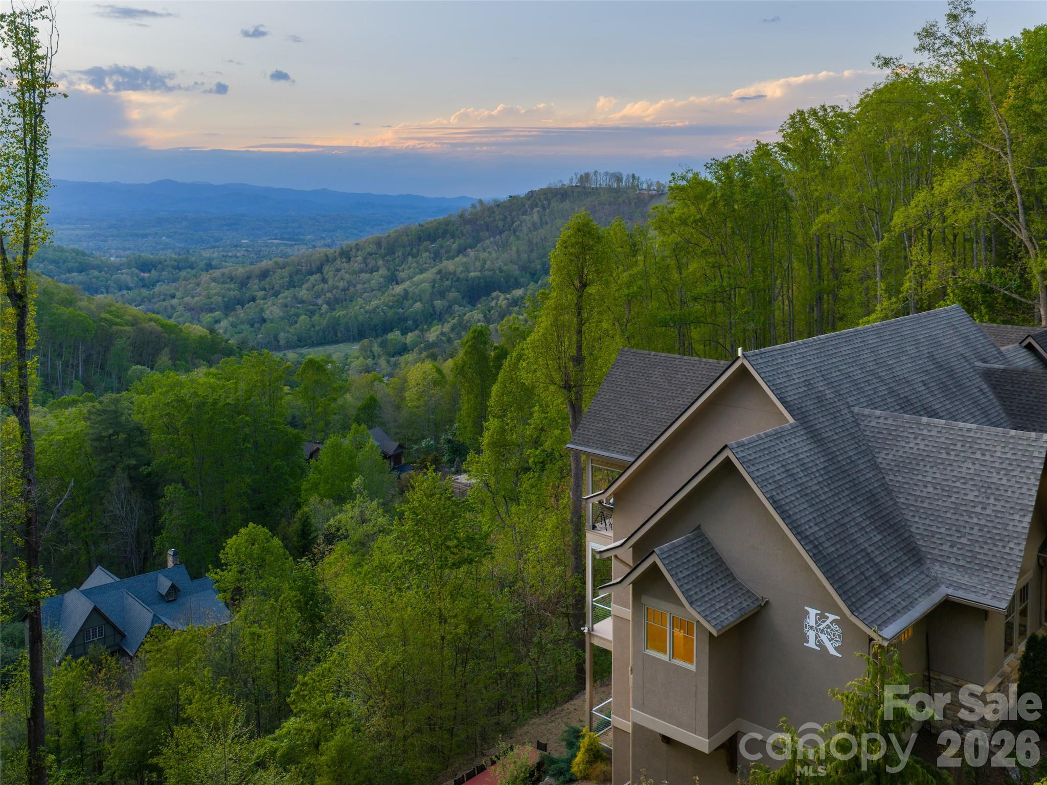 Reynolds Mountain - Residential