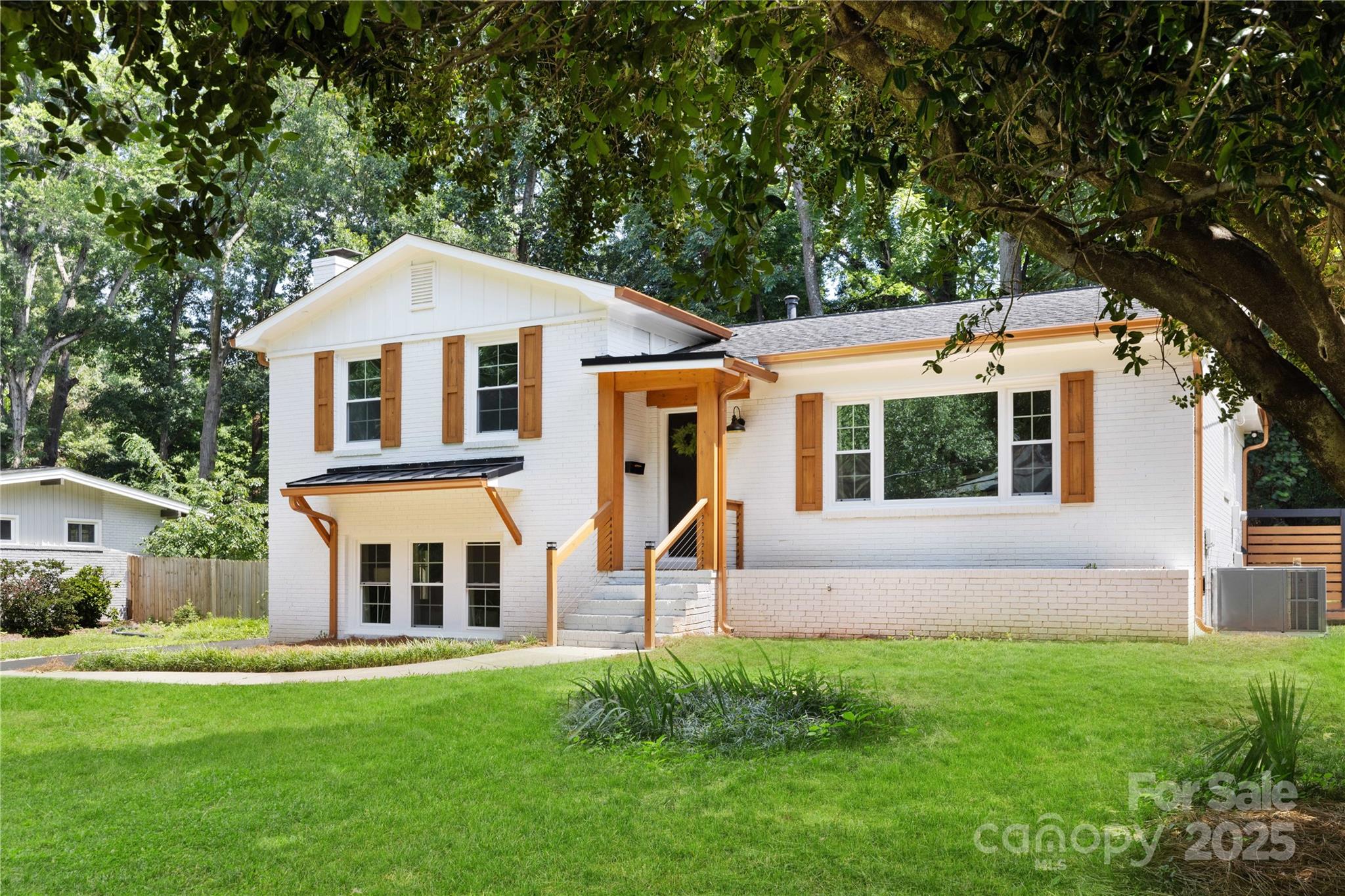 2120 Shadyview Drive