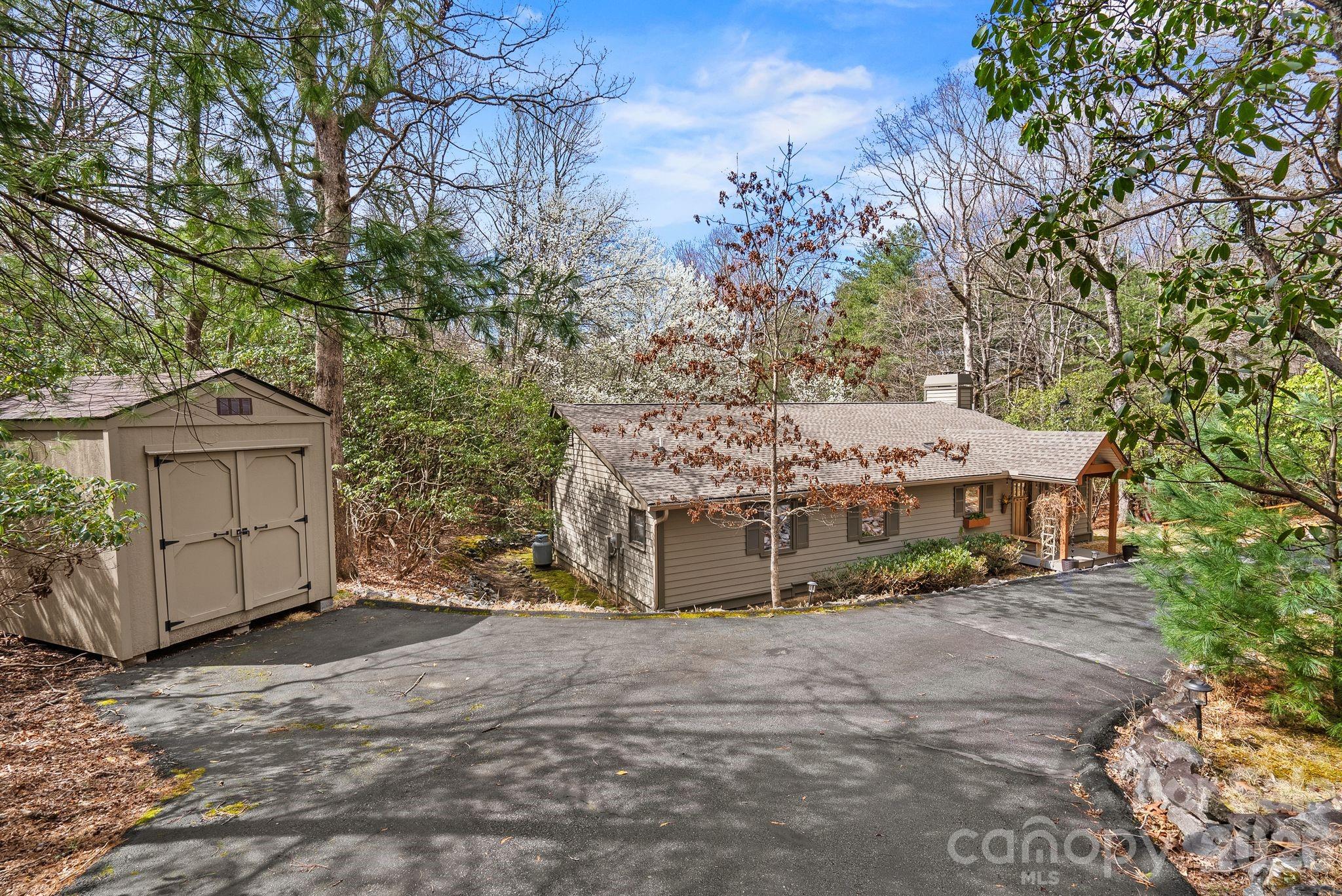 Connestee Falls - Residential