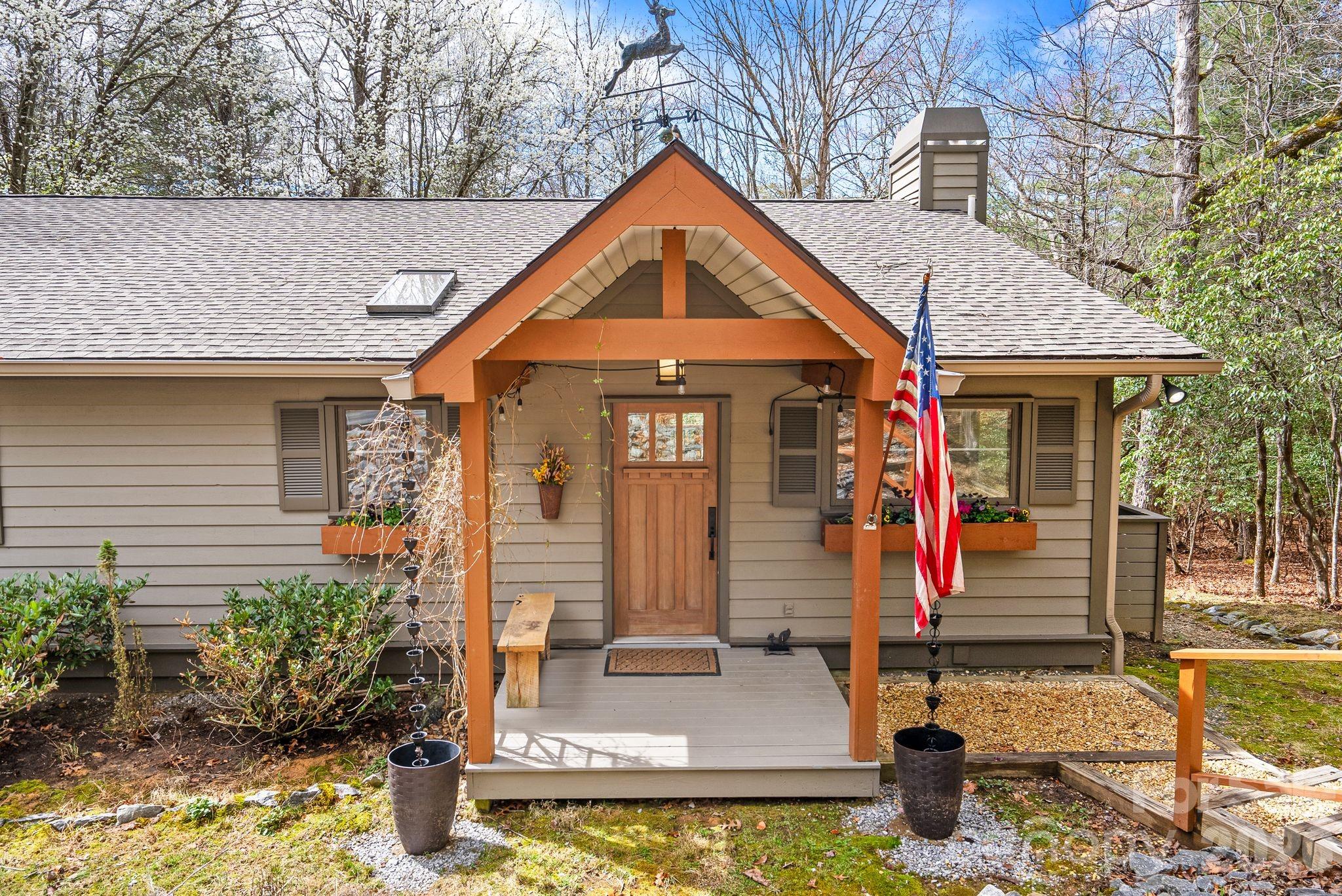 Connestee Falls - Residential