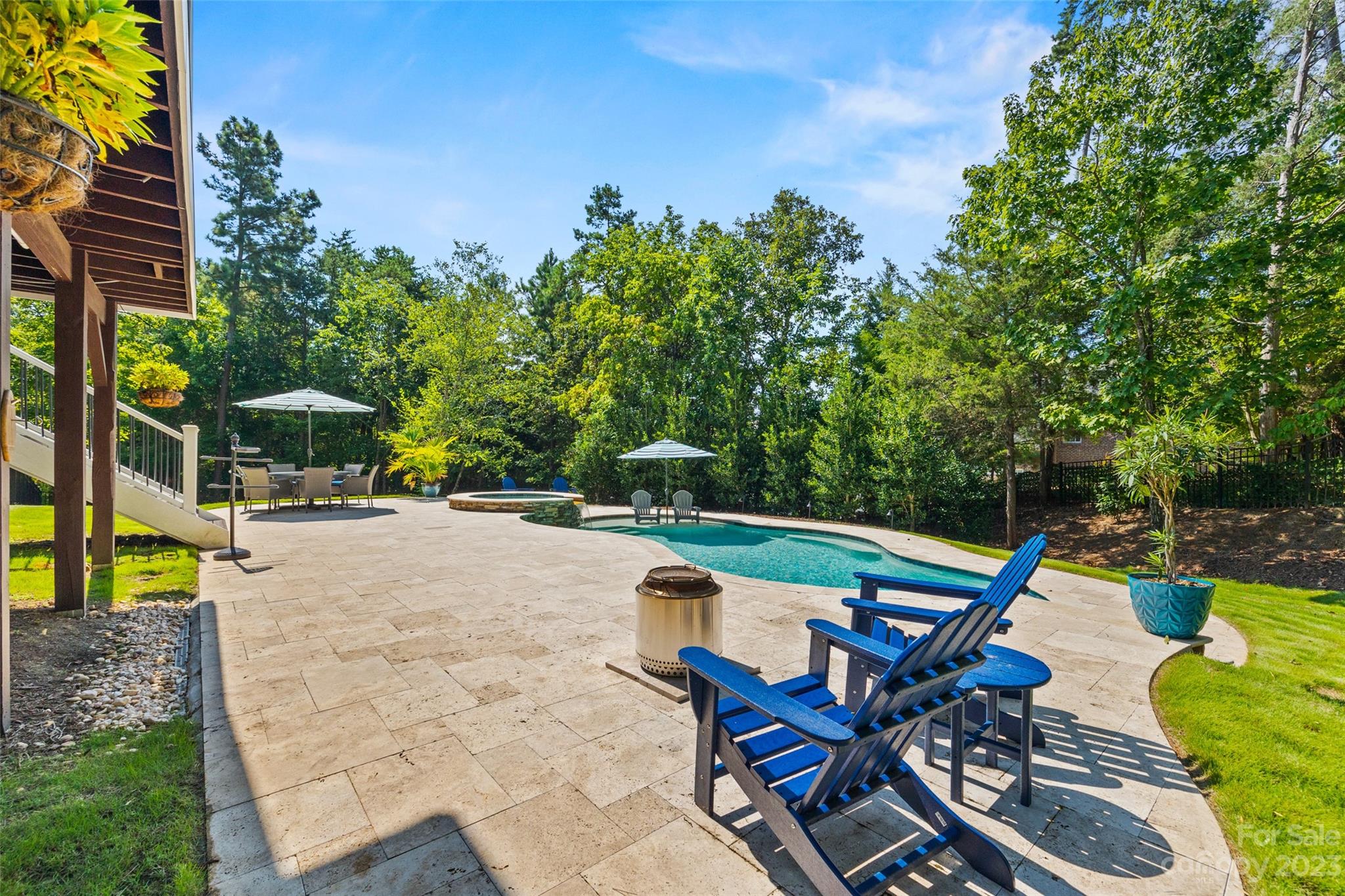 Lake Shore - Residential