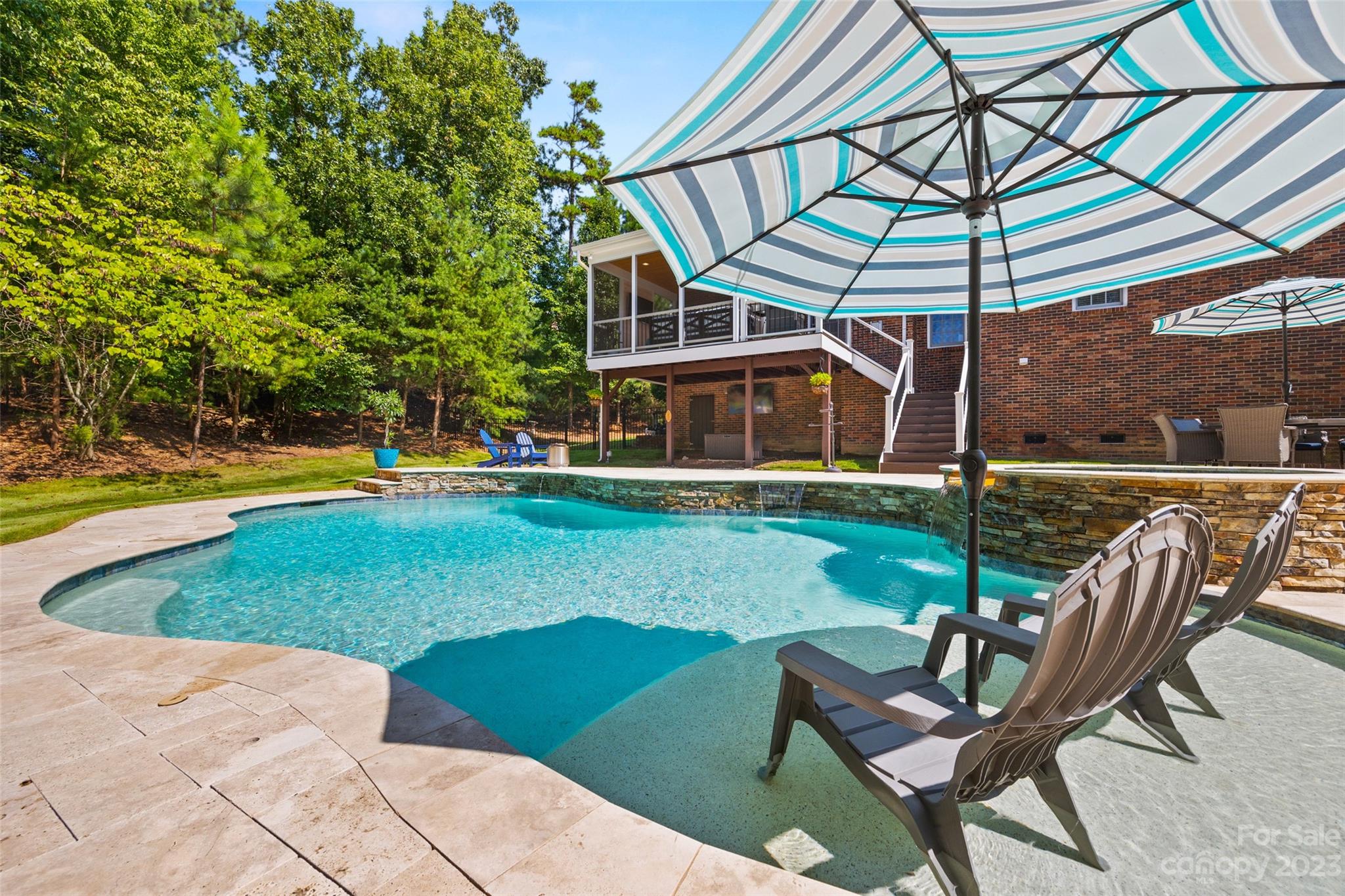 Lake Shore - Residential