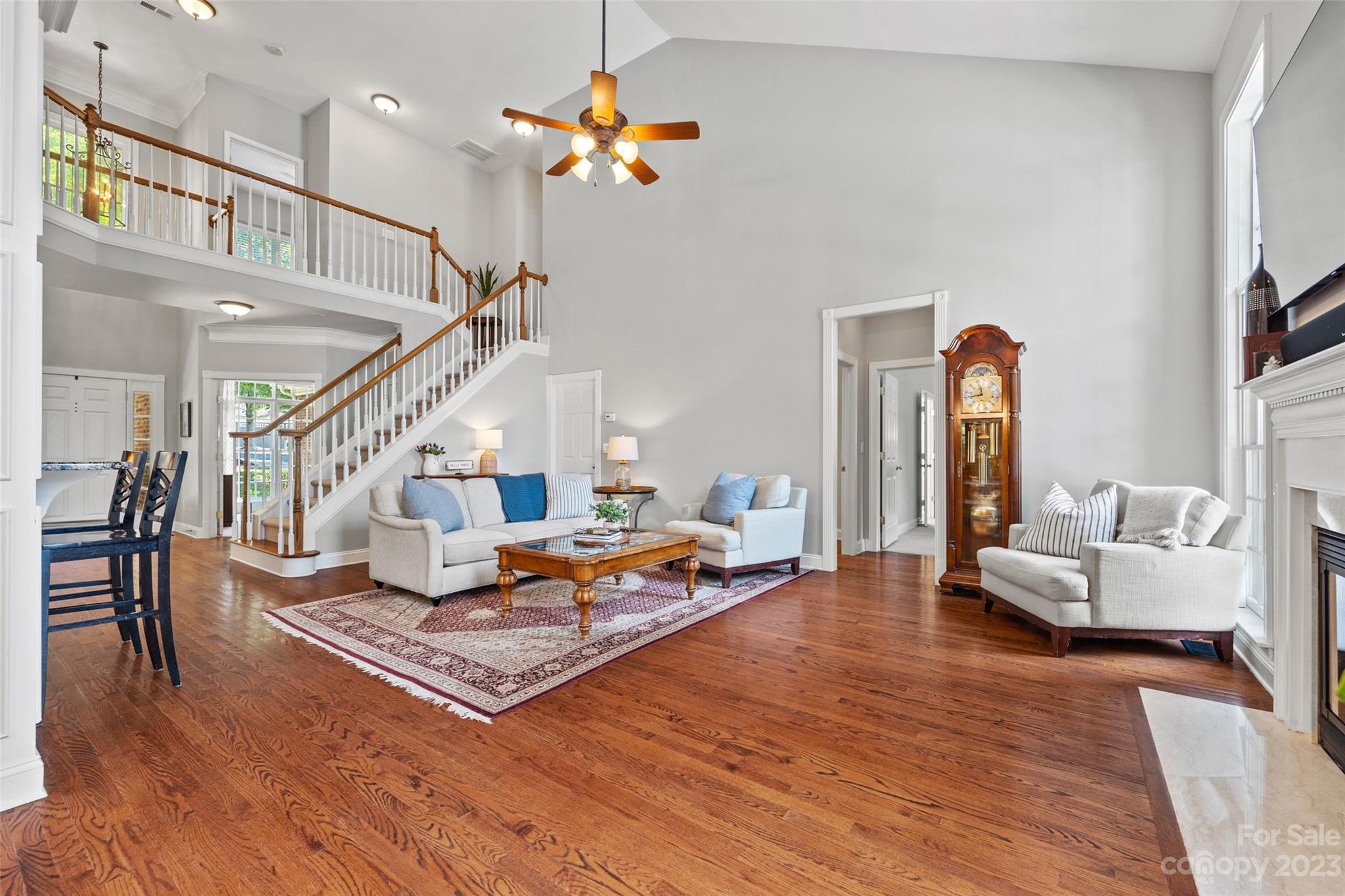 Lake Shore - Residential