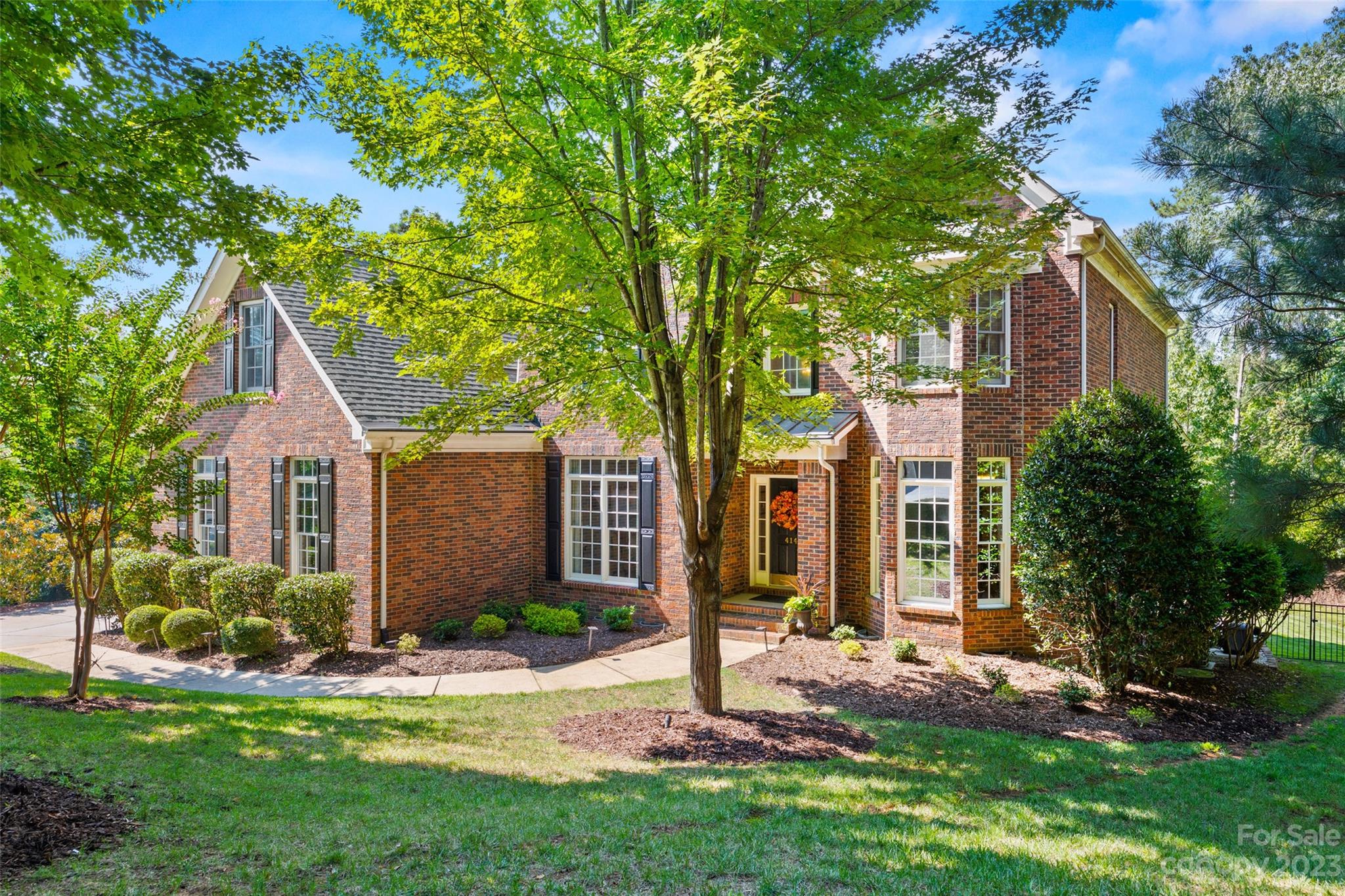 Lake Shore - Residential